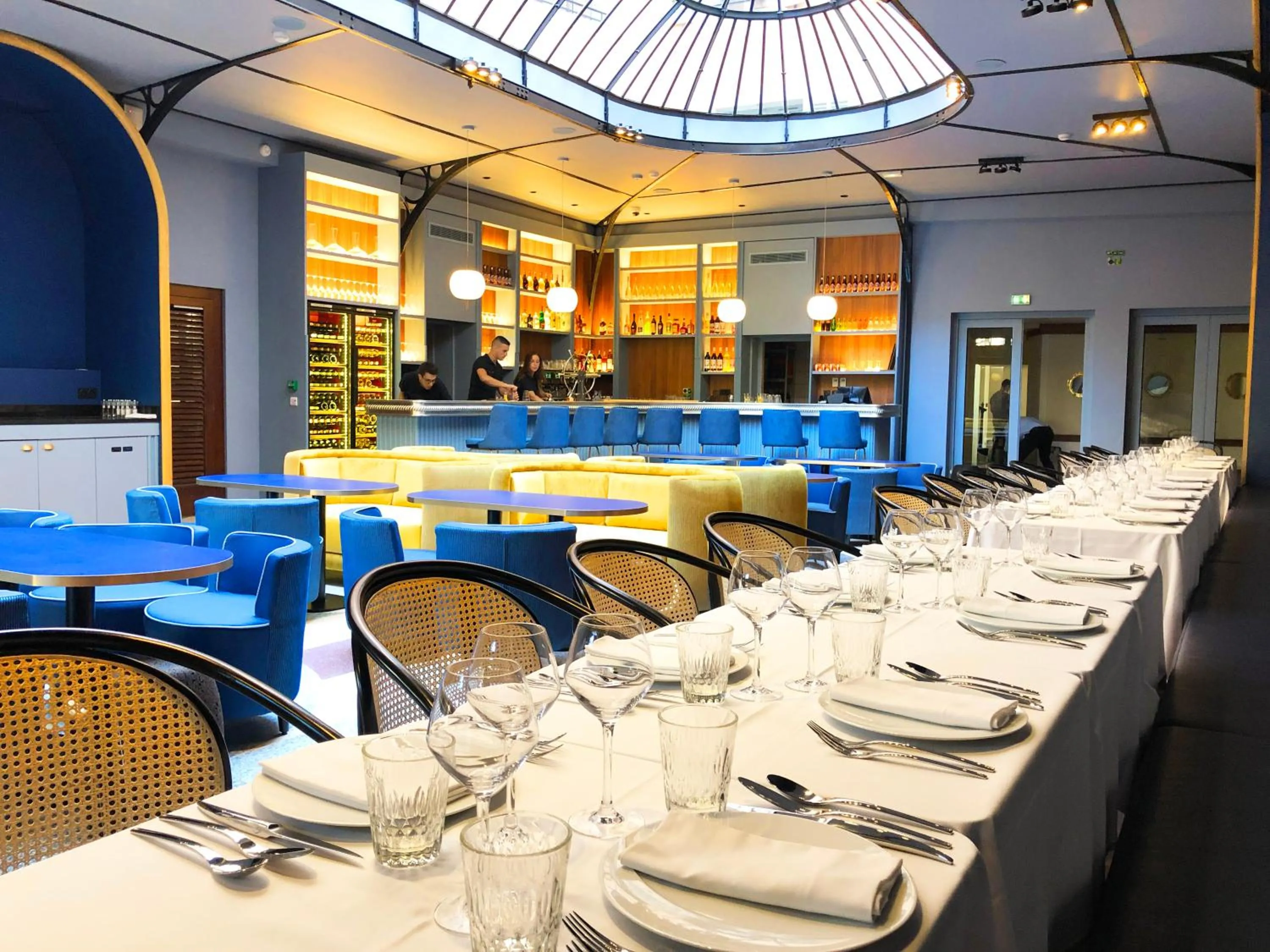 Restaurant/places to eat in L'Eautel Toulon Centre Port