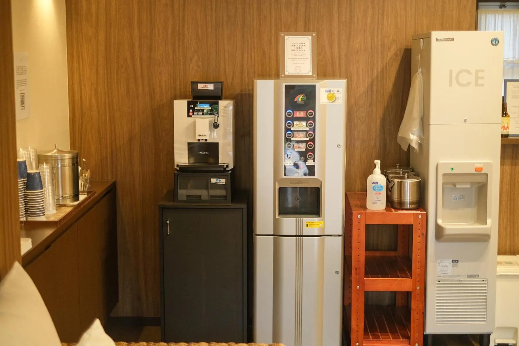 Drinks in Odysis Onna Resort Hotel