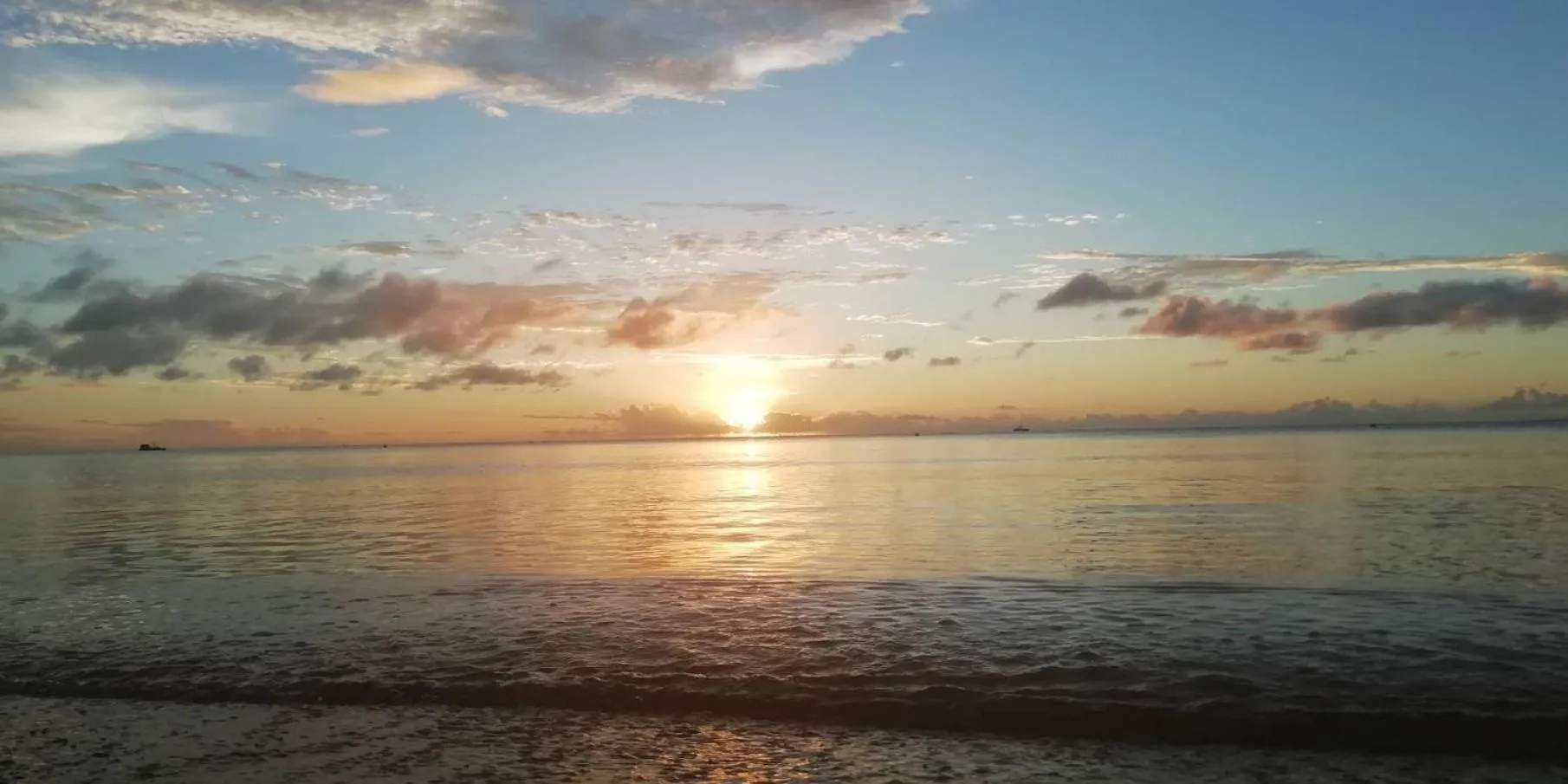 Beach in Odysis Onna Resort Hotel