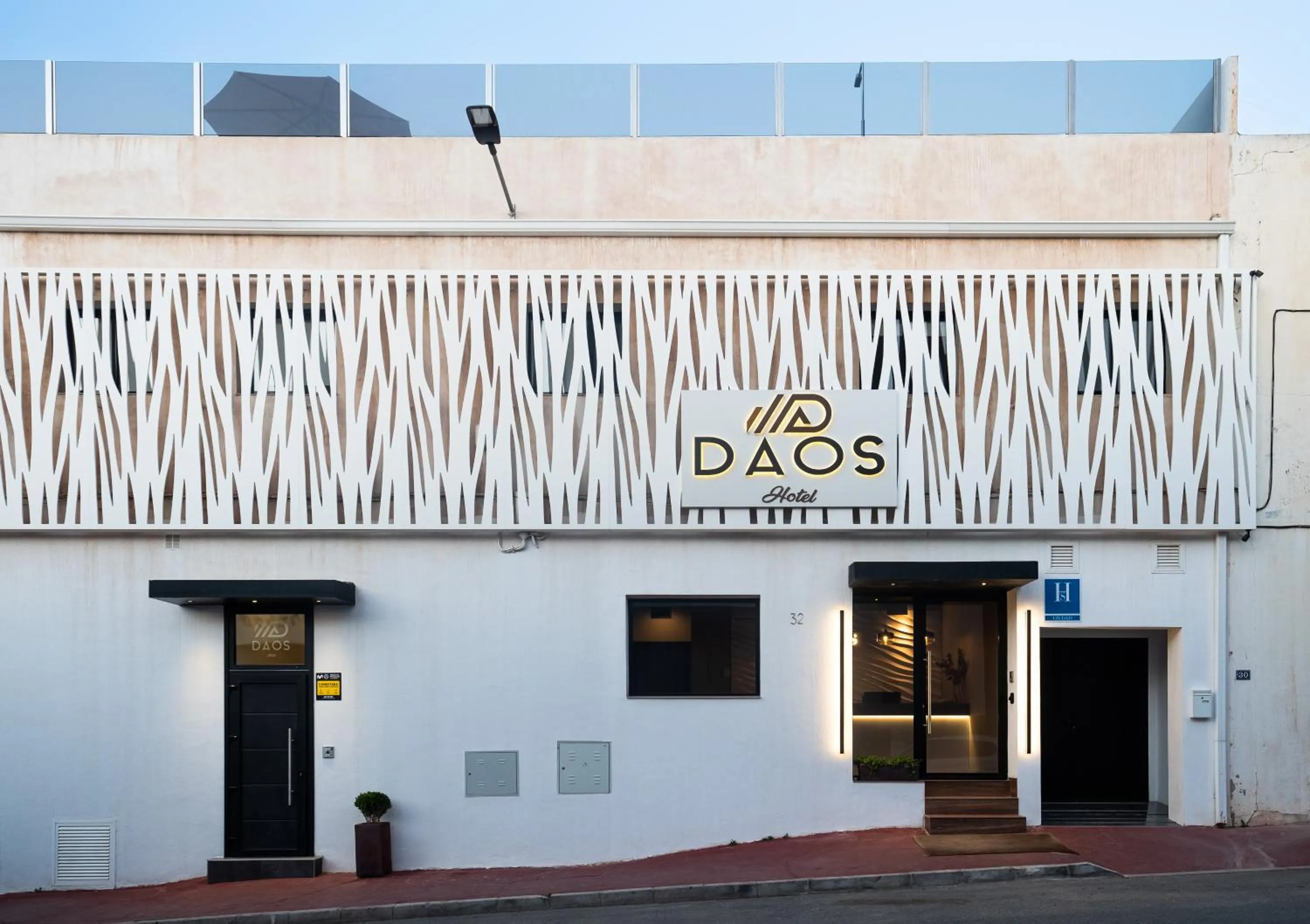 Facade/entrance in DAOS Suites & Terrace Marbella