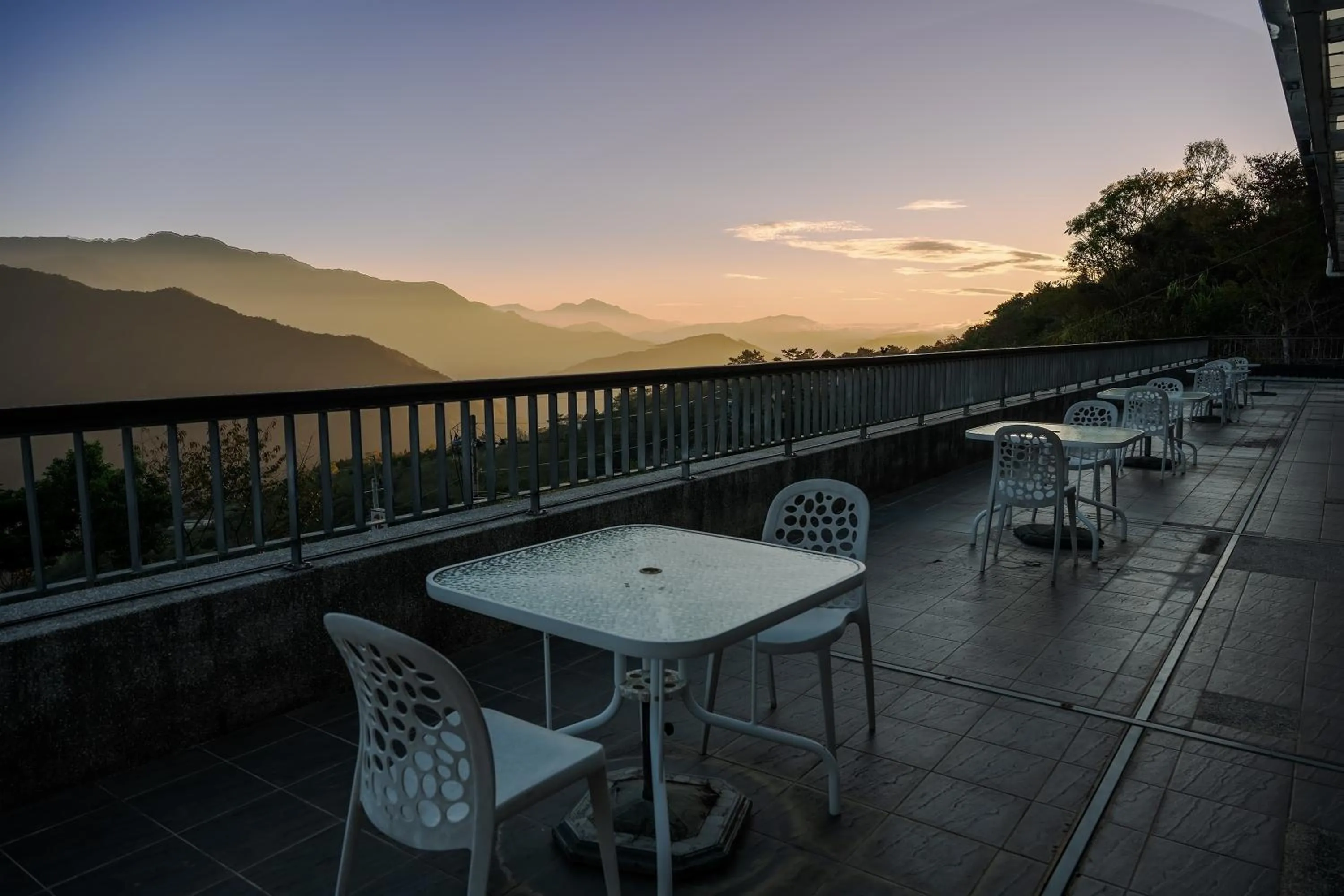 Balcony/Terrace in Dragon Manor Resort