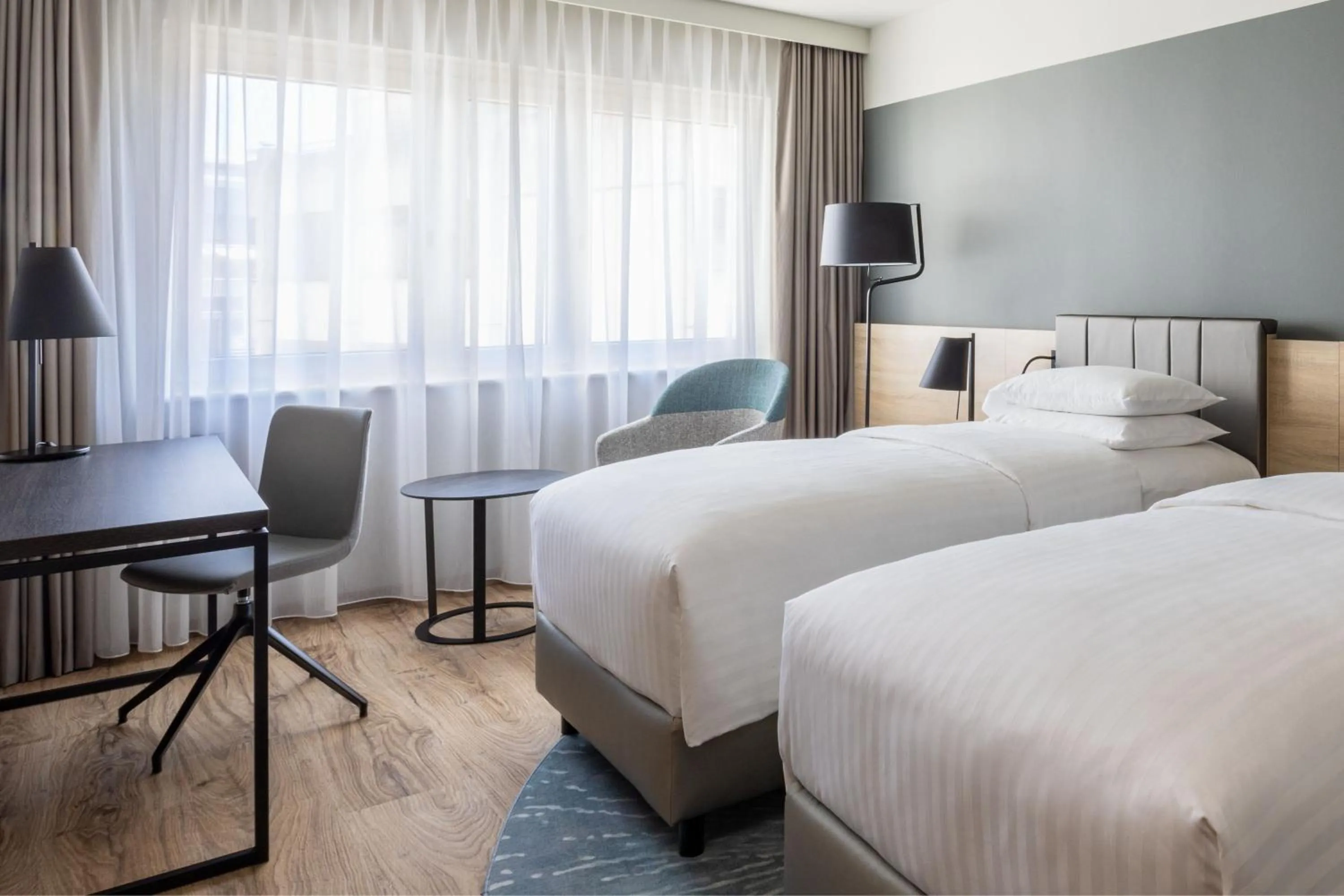 Photo of the whole room, Bed in Basel Marriott Hotel