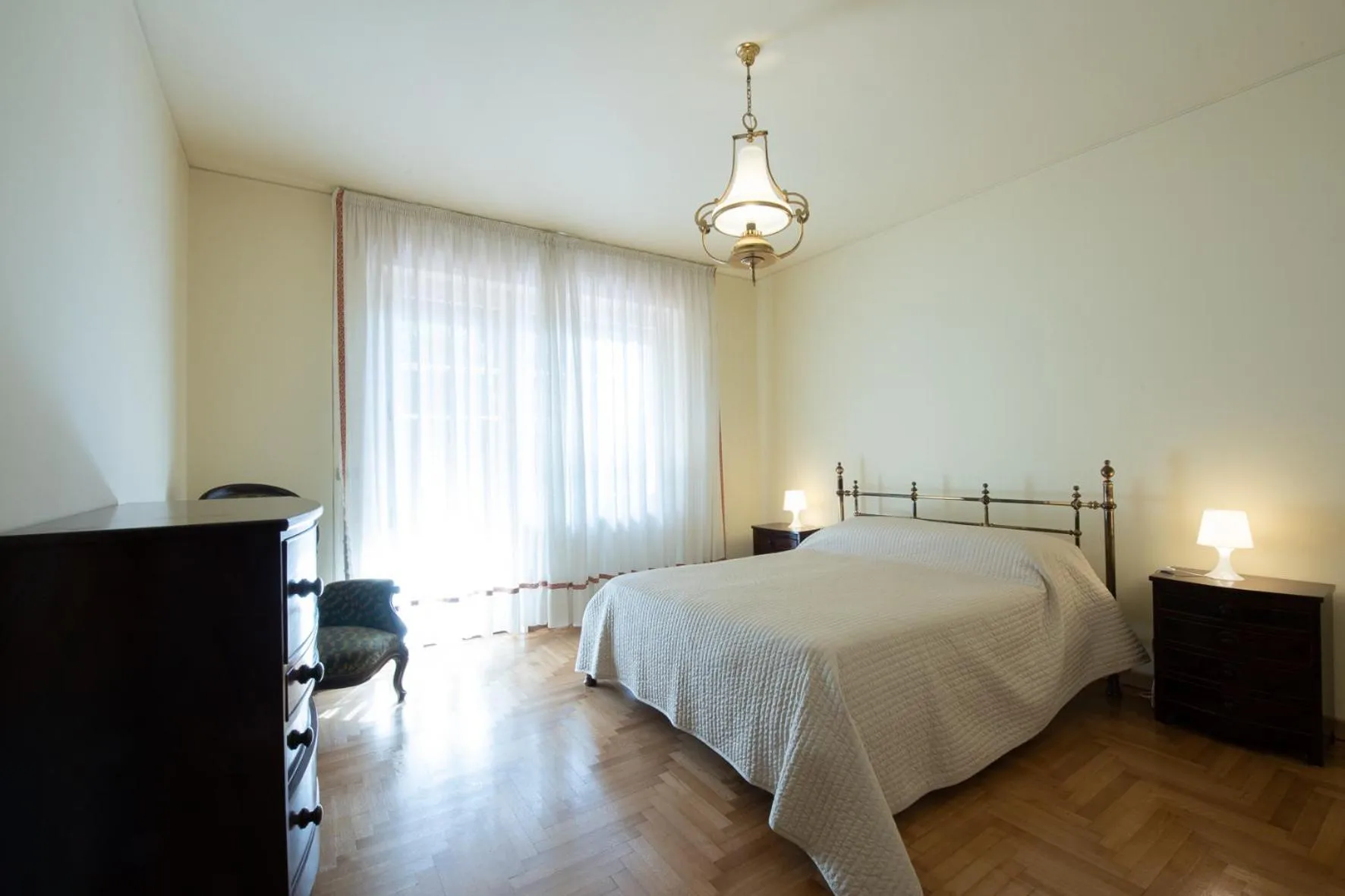 Elegante appartamento di 200 mq con vista a Sanremo