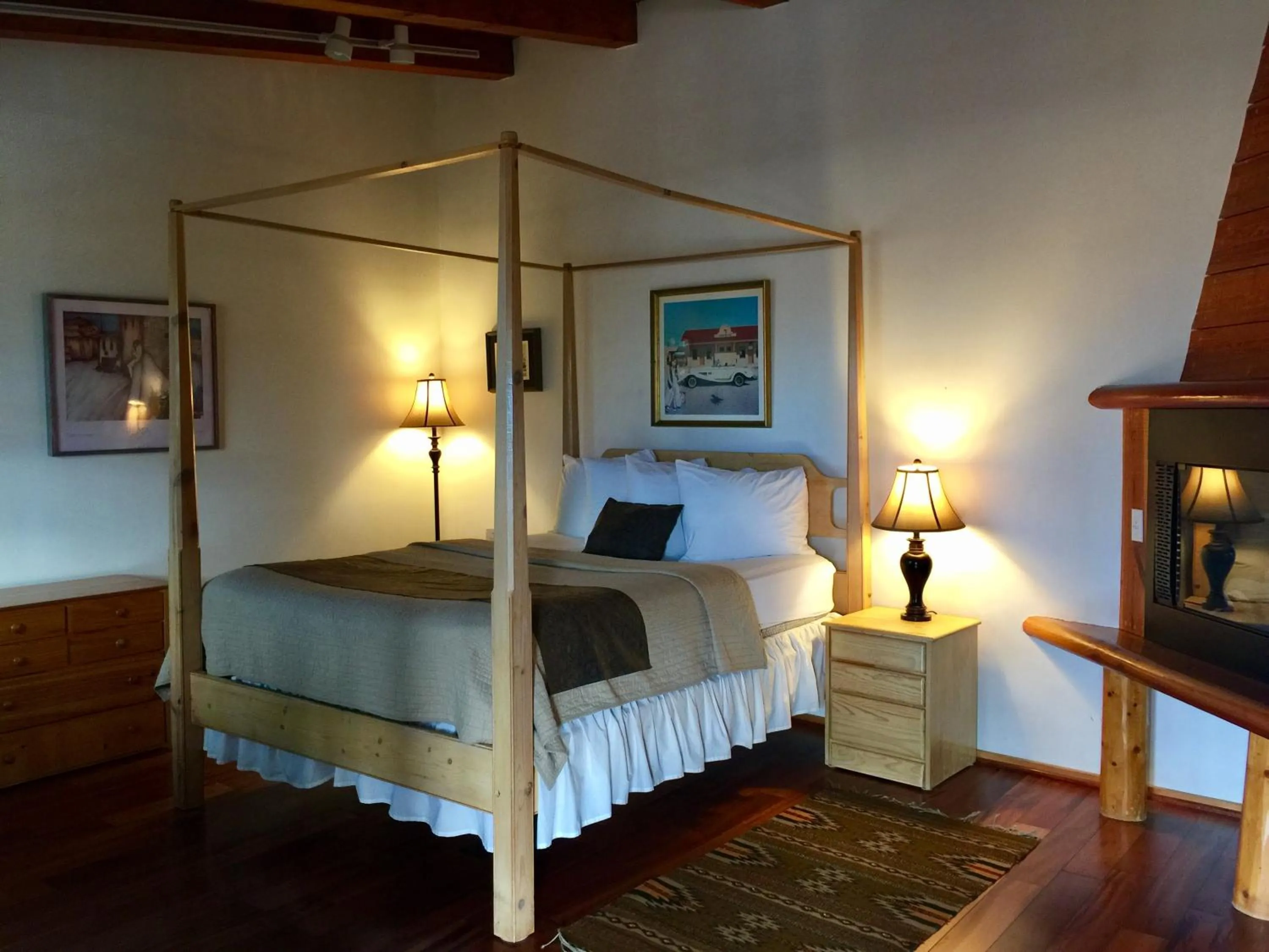 Bed in Guadalupe Inn