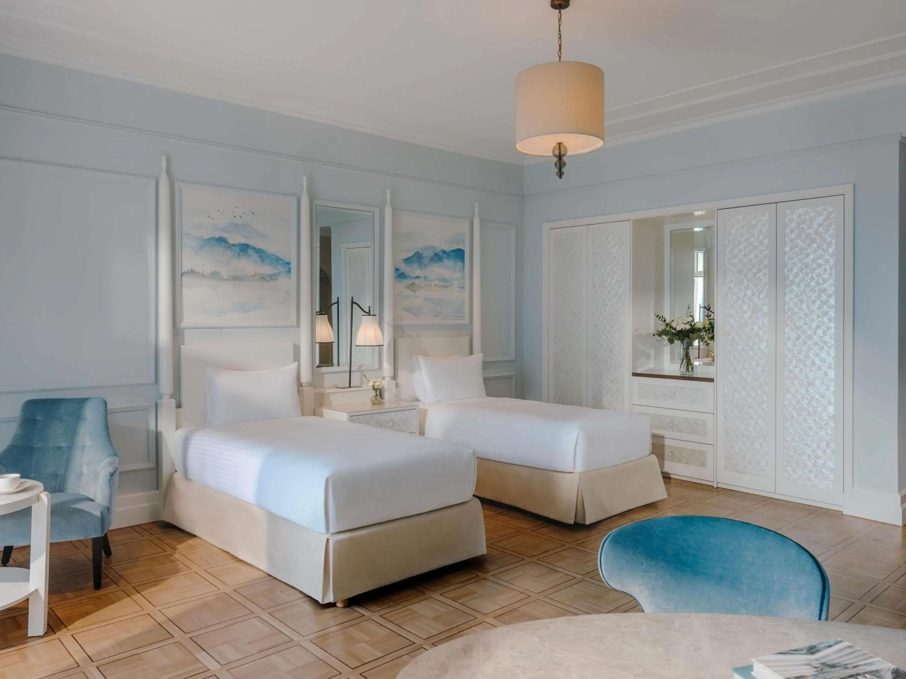 Bedroom, Bed in Fairmont Le Montreux Palace