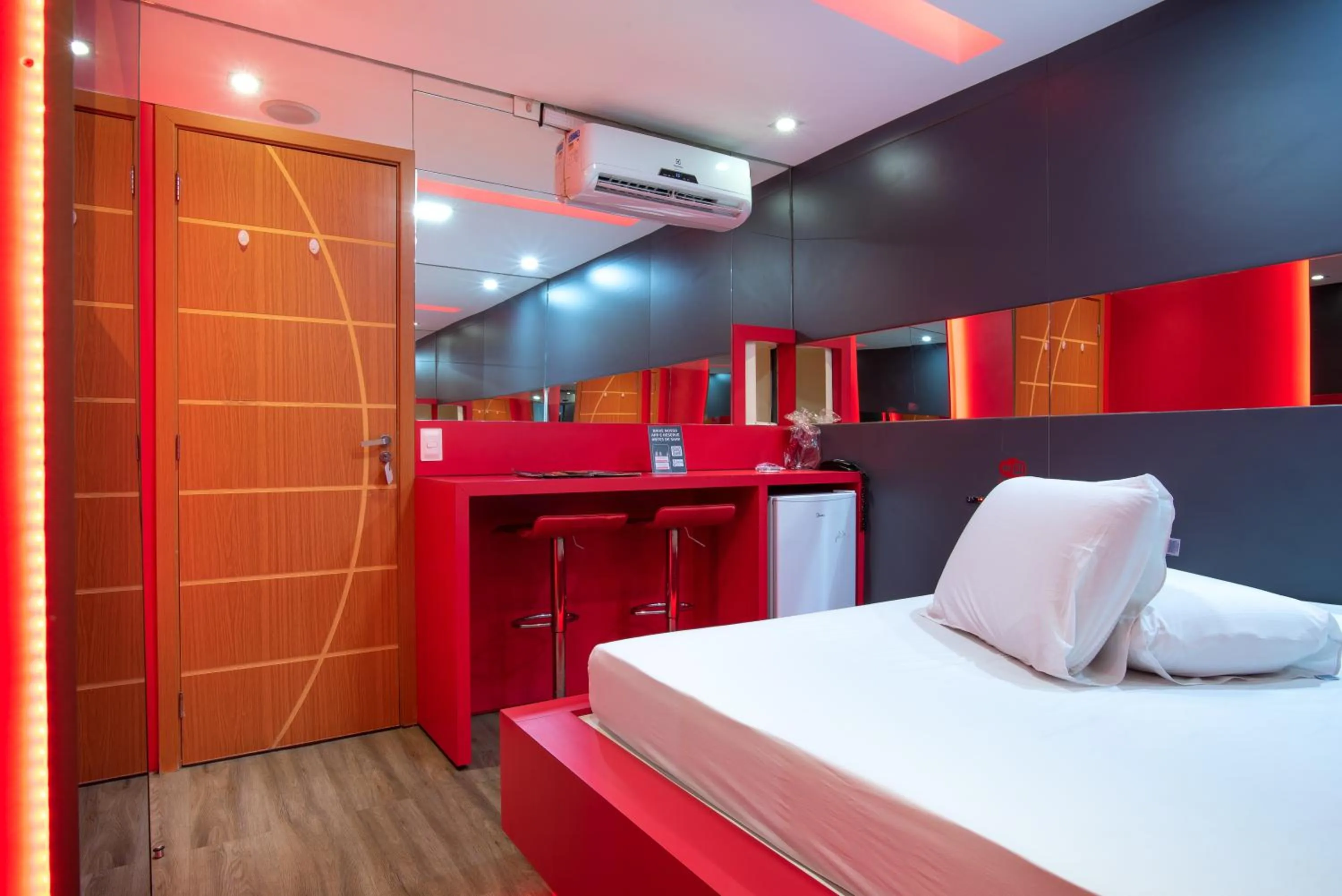 Bed in Motel fantasy 4 (adult Only)