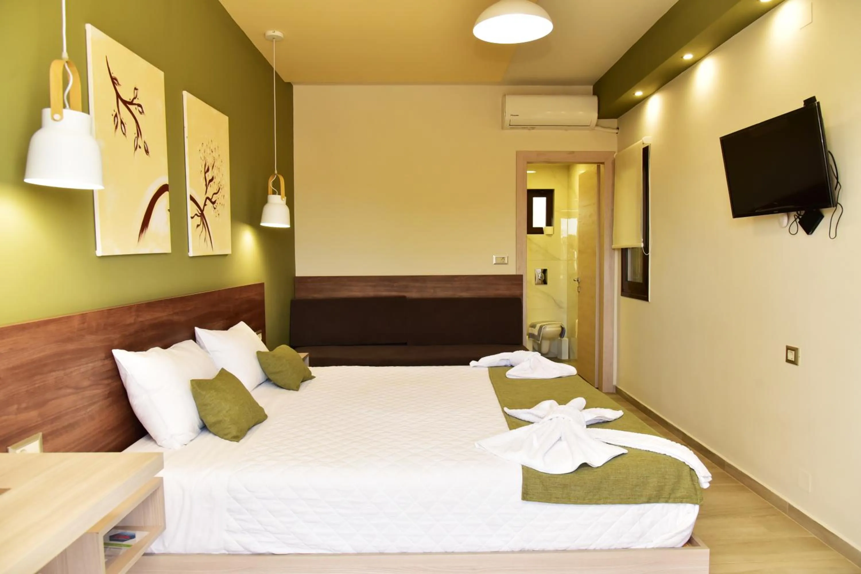 Photo of the whole room, Bed in Lafo Rooms