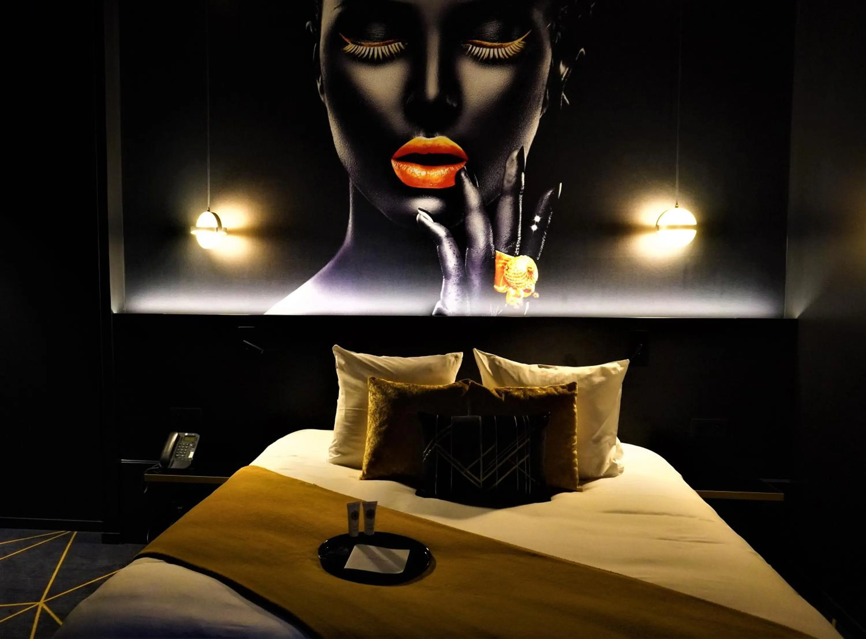 Bed in Hotel Leprince, Best Western Premier Collection