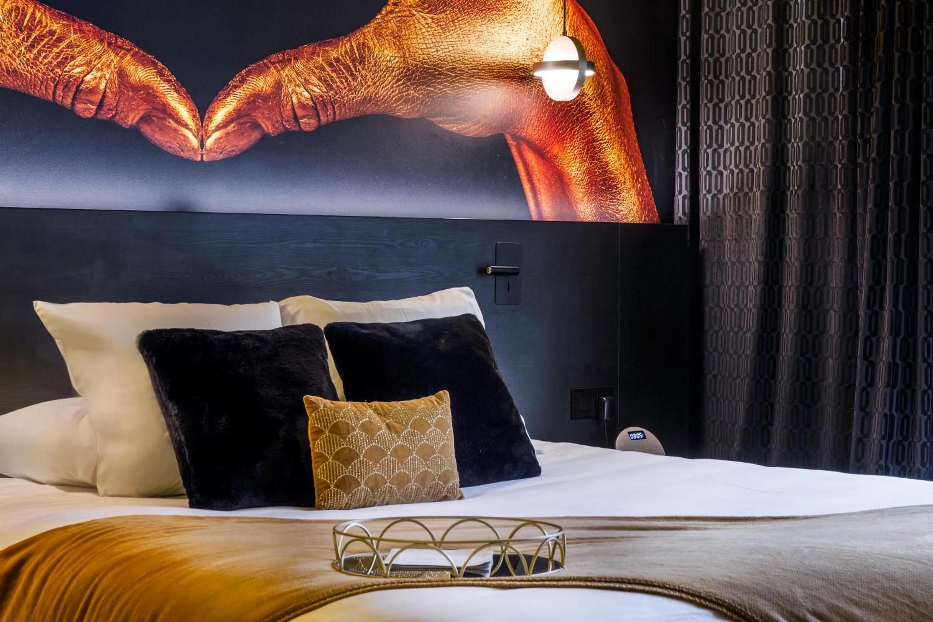 Bed in Hotel Leprince, Best Western Premier Collection