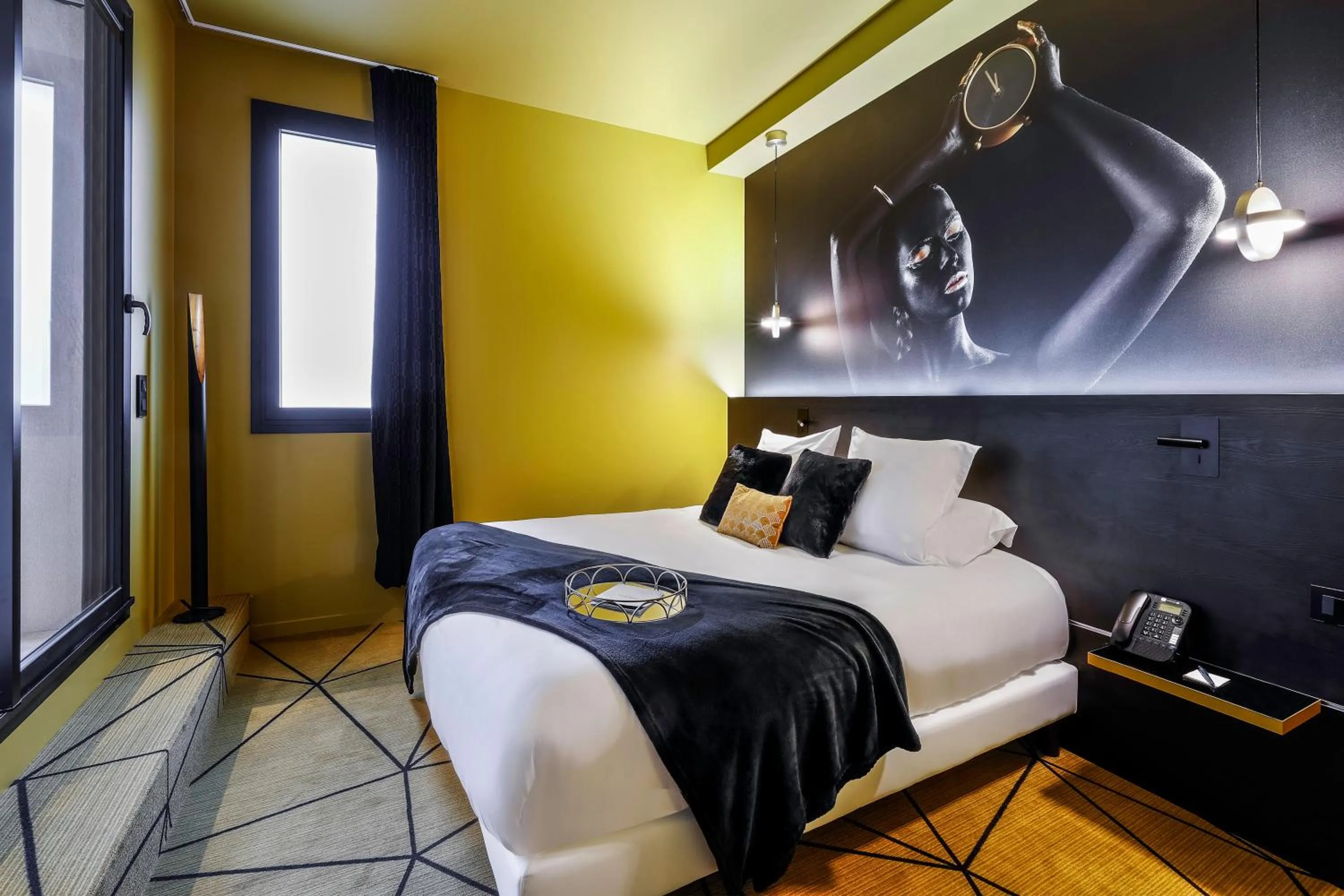 Bed in Hotel Leprince, Best Western Premier Collection