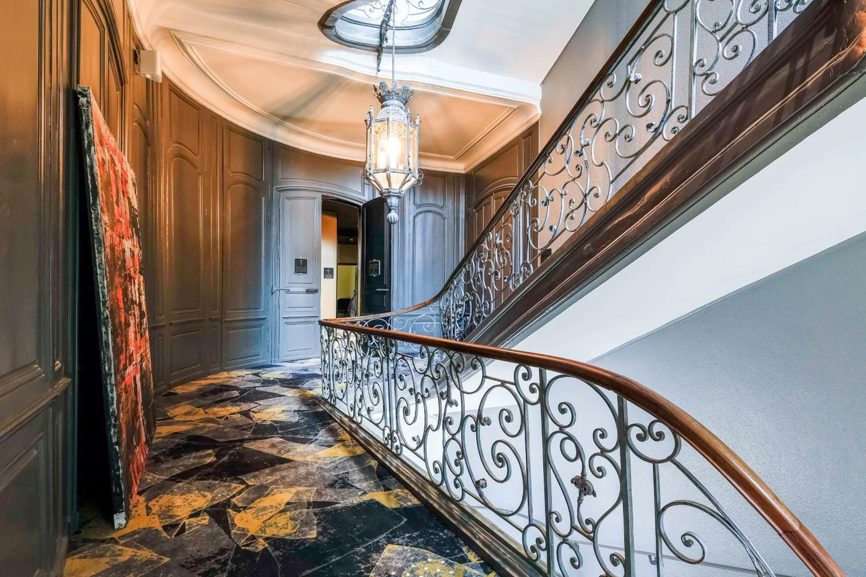 Lobby or reception in Hotel Leprince, Best Western Premier Collection