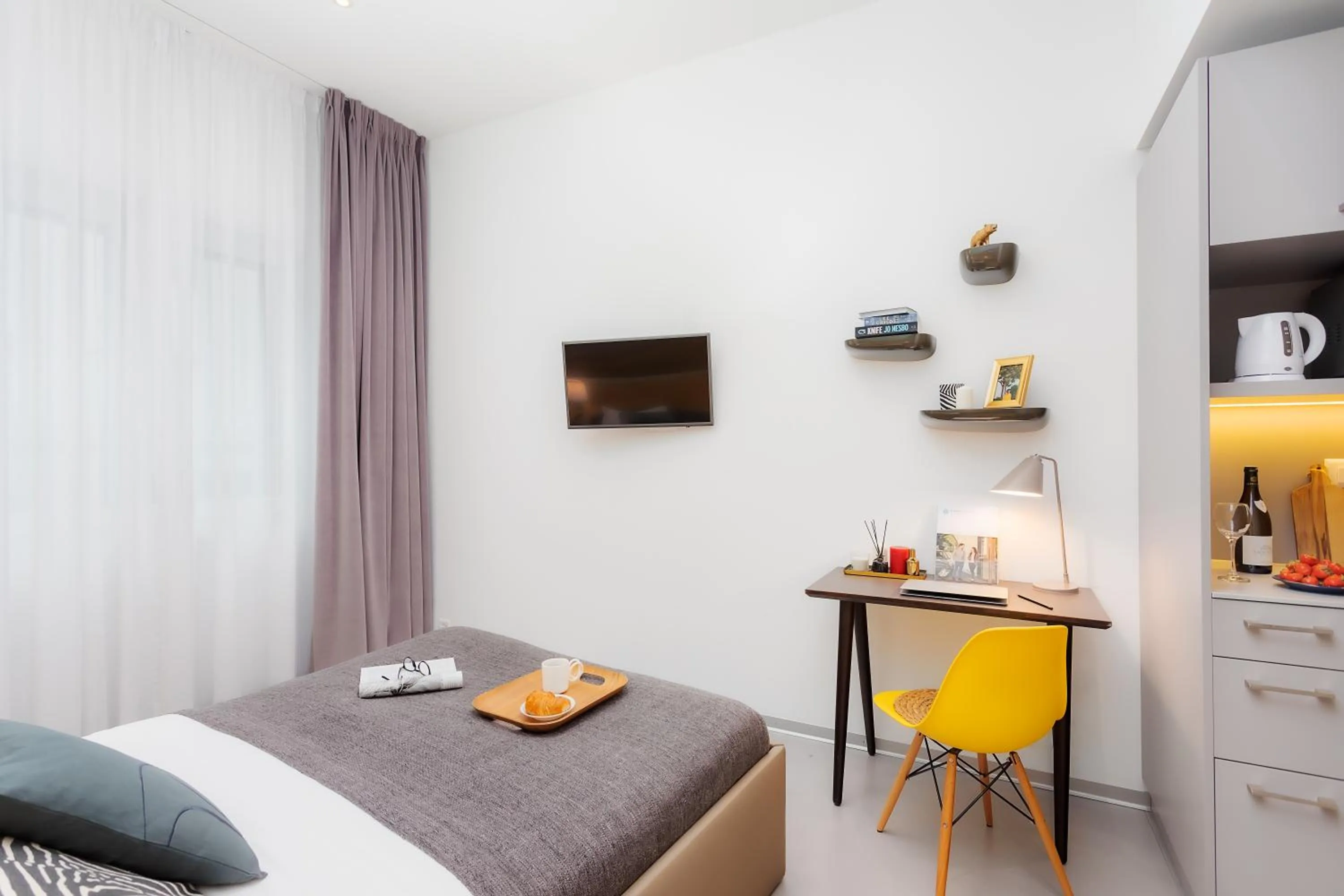 TV and multimedia, Bed in VISIONAPARTMENTS Rue des Communaux - contactless check-in