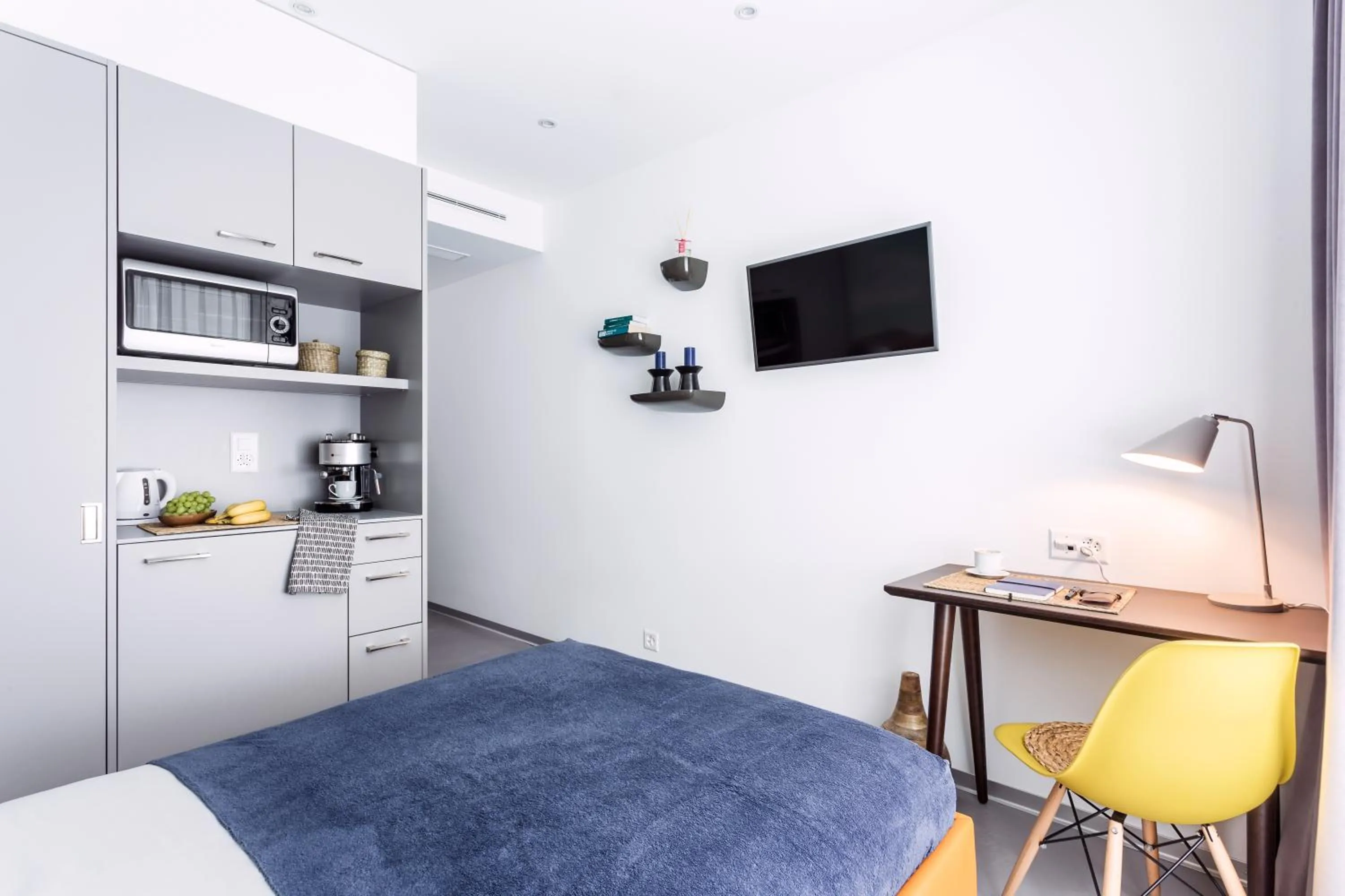 Living room, Bed in VISIONAPARTMENTS Rue des Communaux - contactless check-in