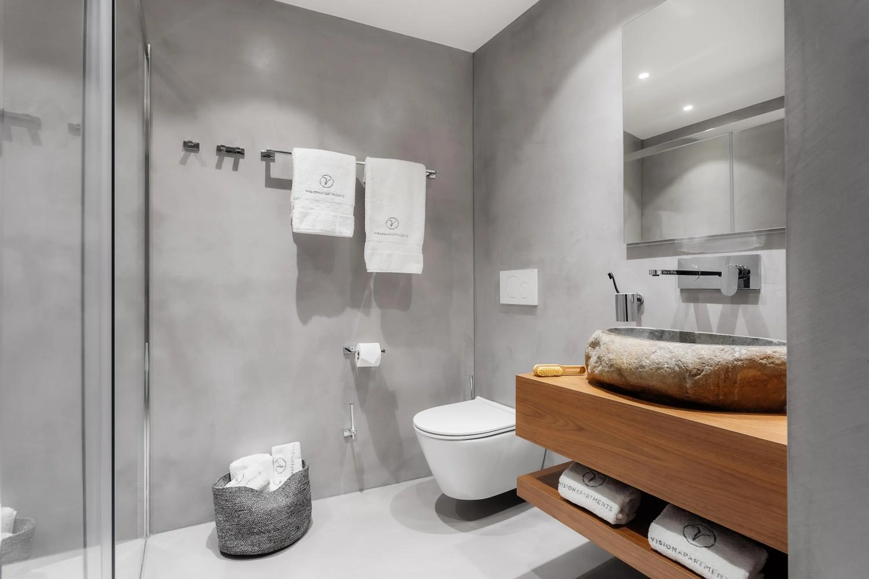 Bathroom in VISIONAPARTMENTS Rue des Communaux - contactless check-in