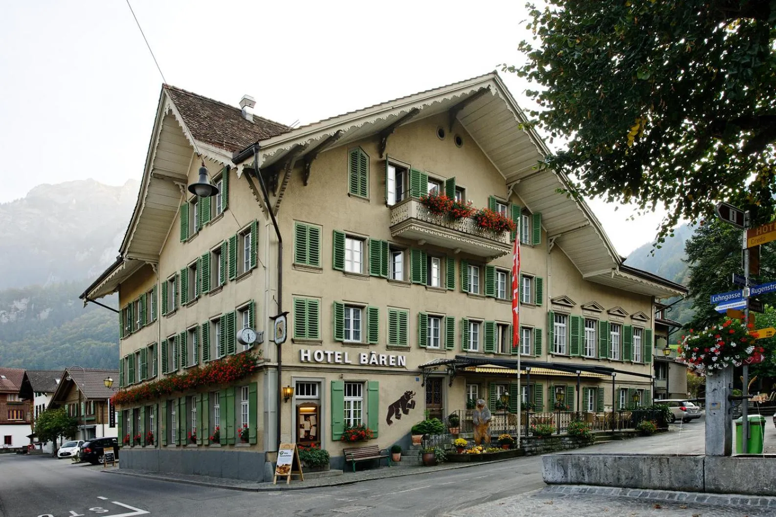 Property building in Baeren Hotel, The Bear Inn