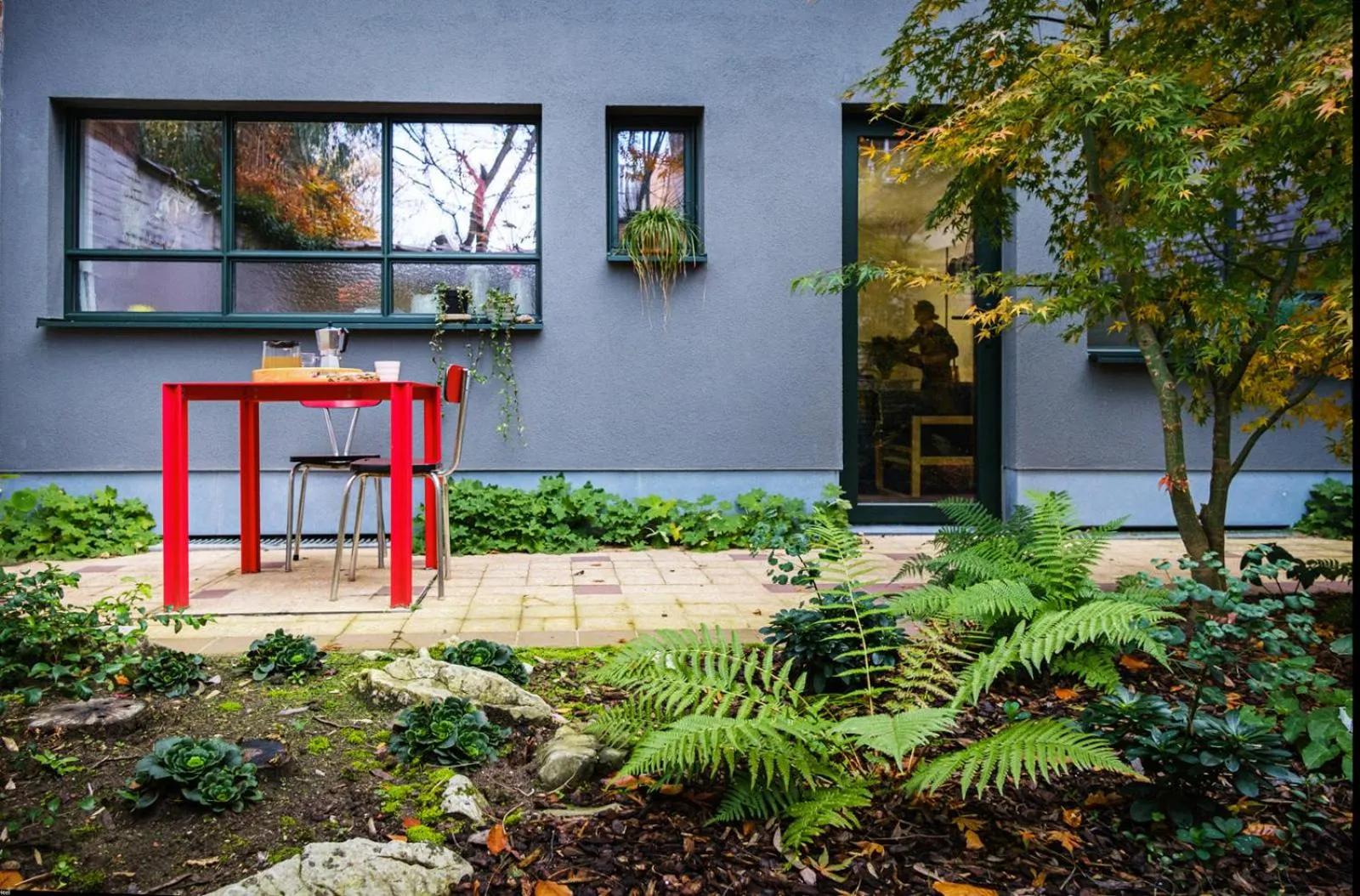 Garden view in B&B Expo House