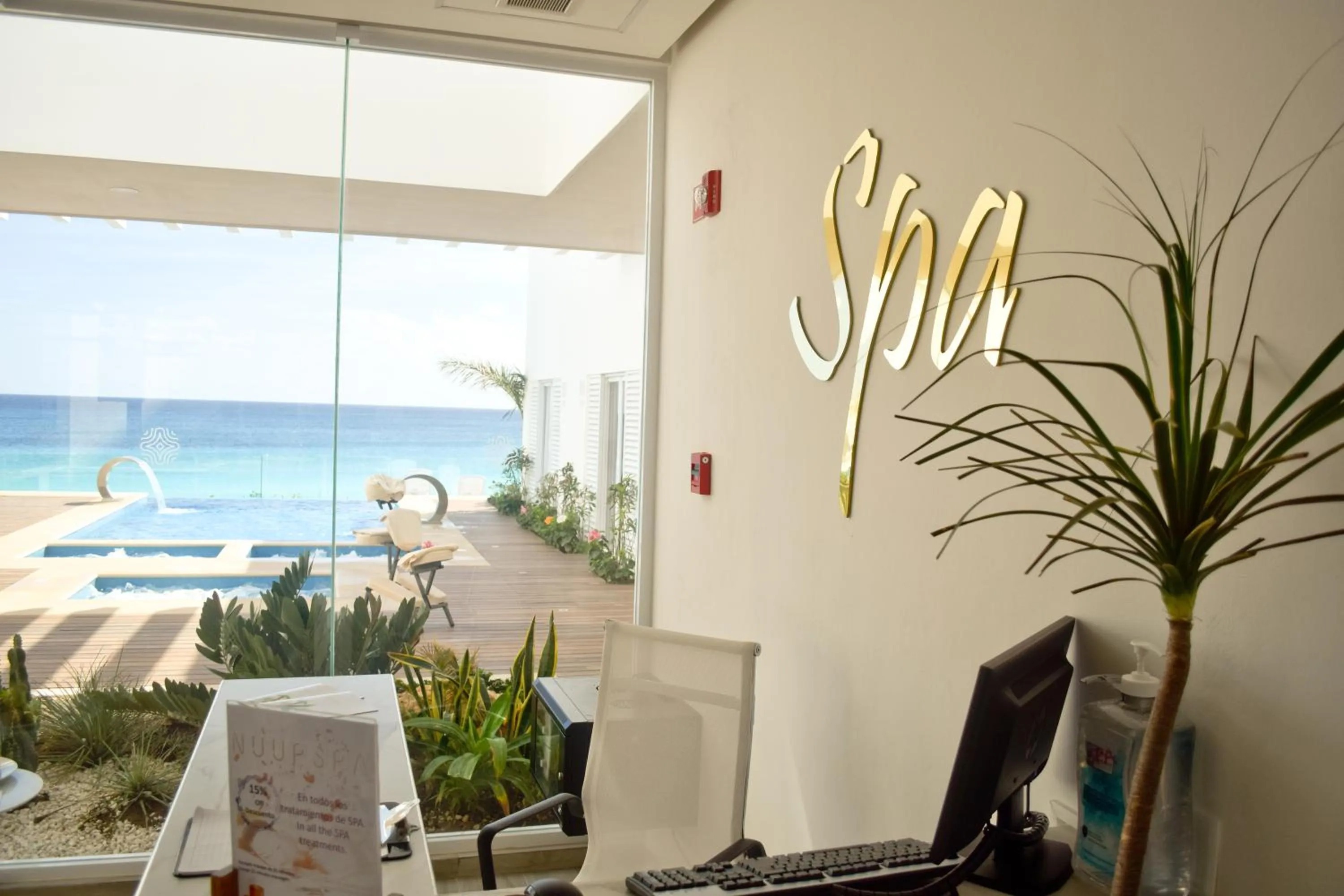 Hot Tub in Nuevo estudio a pie de playa, vistas increibles, alberca, gym jacuzi, seguridad, 3503