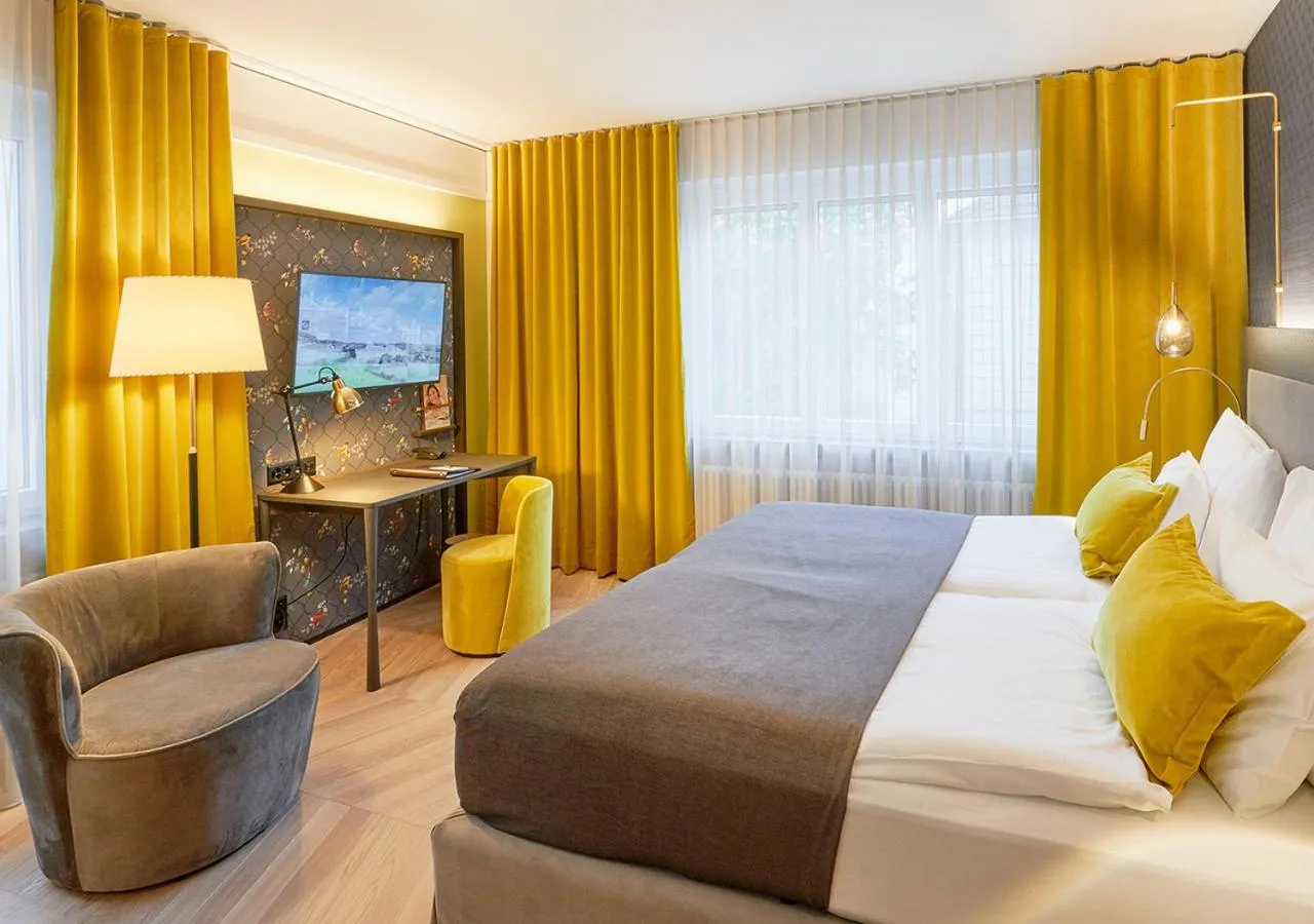 Photo of the whole room, Bed in Boutique Hotel Seefeld