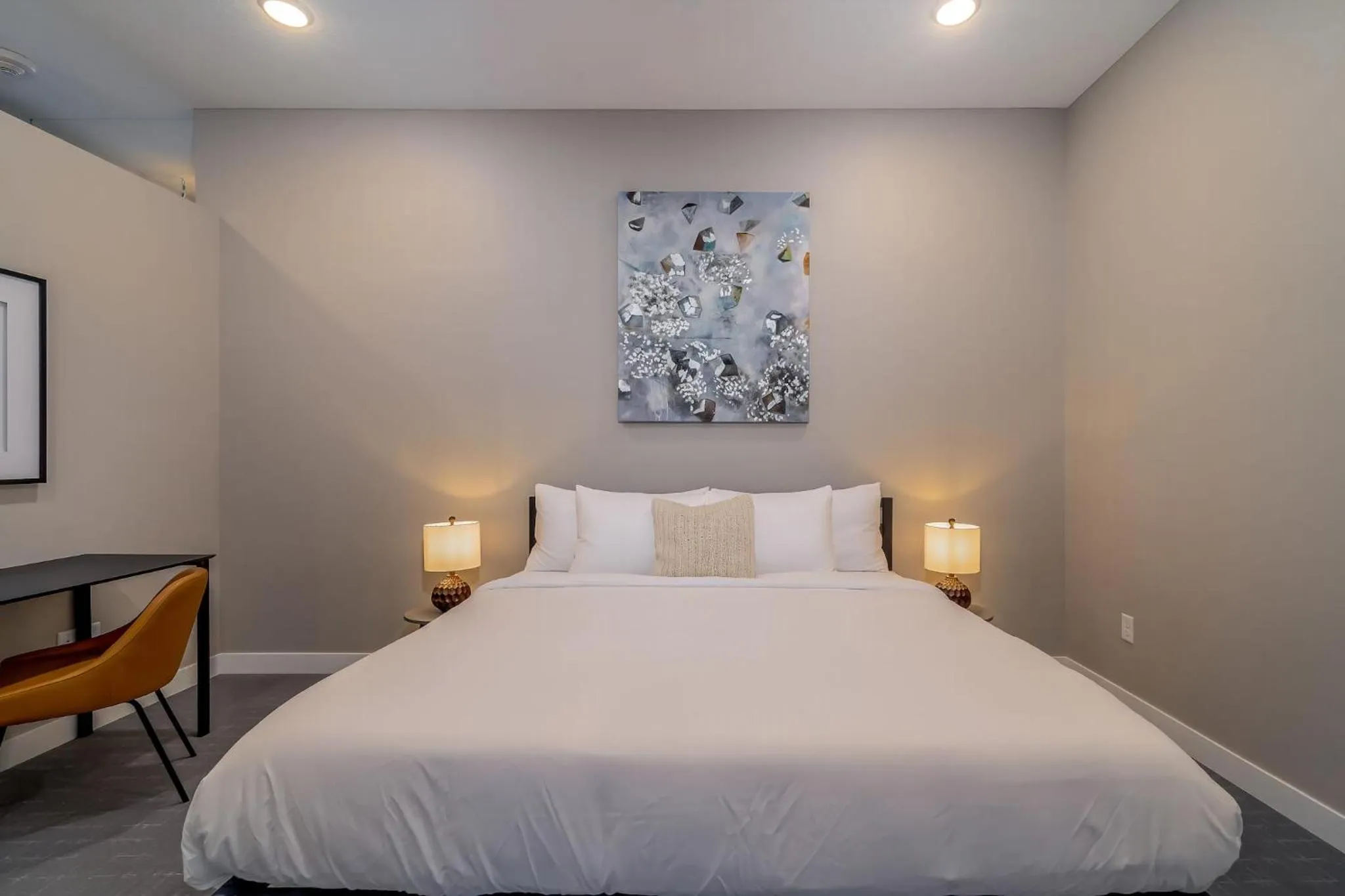 Property building, Bed in Kasa Downtown Des Moines