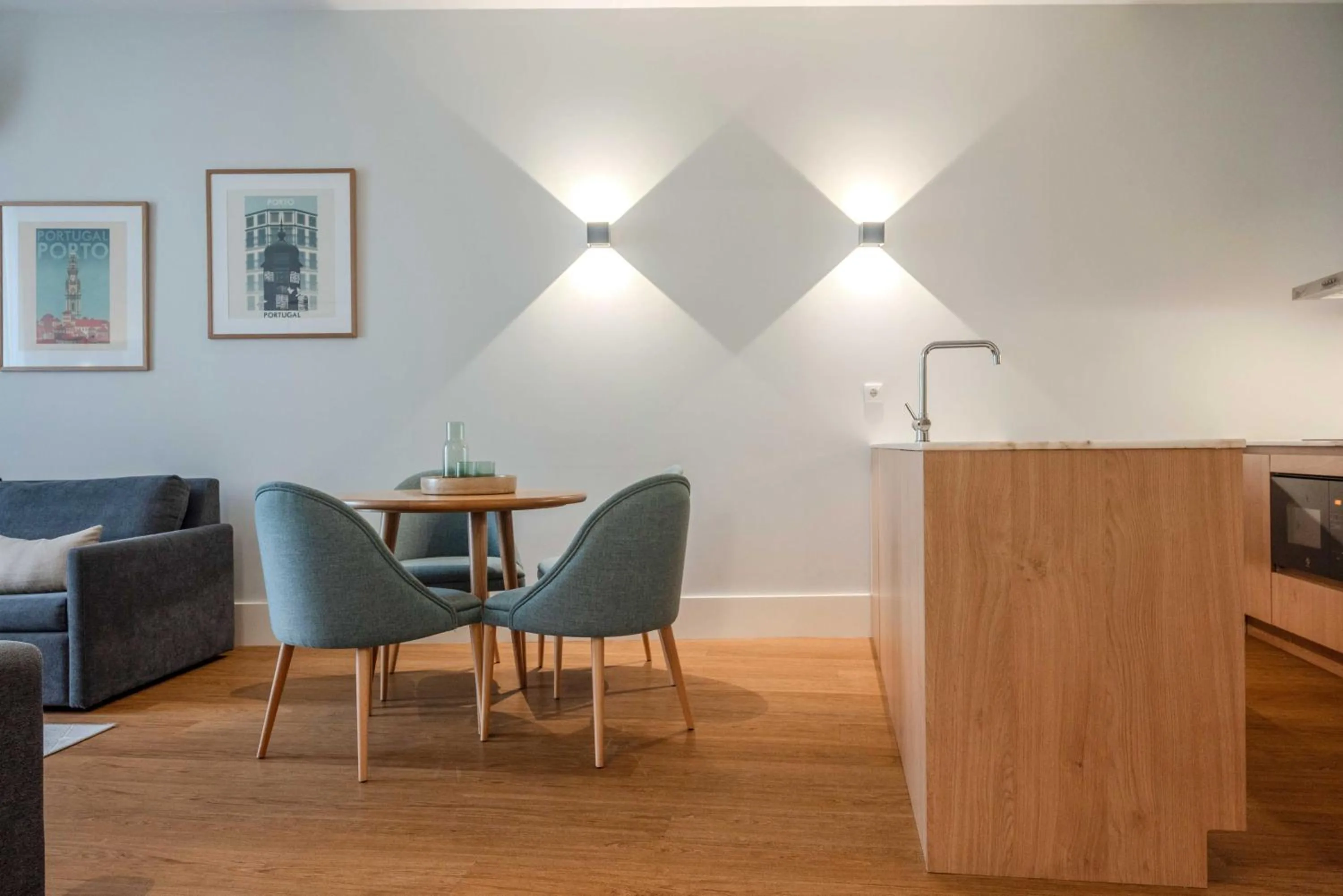 Dining area in Uma Formosa Apartments