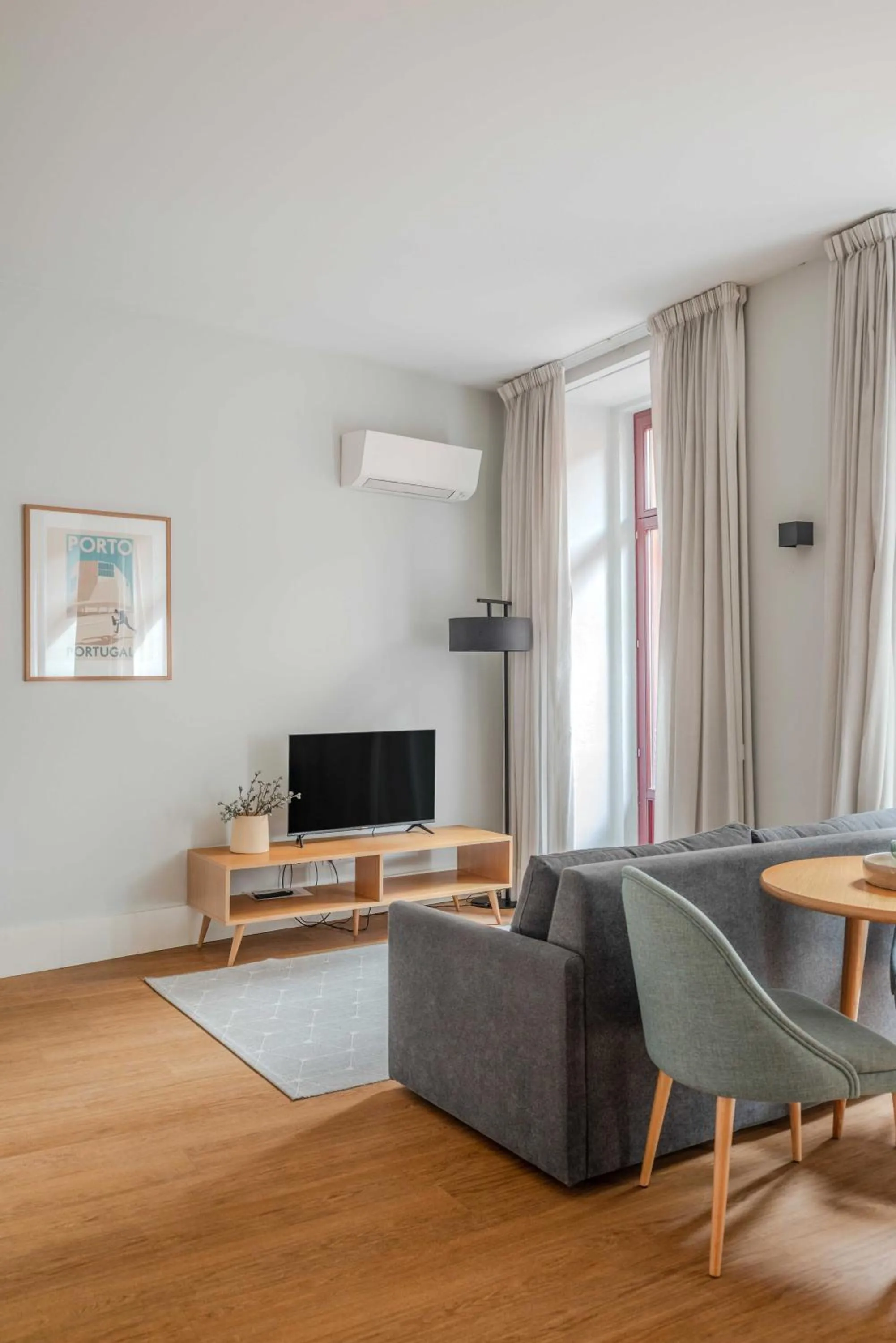 TV and multimedia in Uma Formosa Apartments