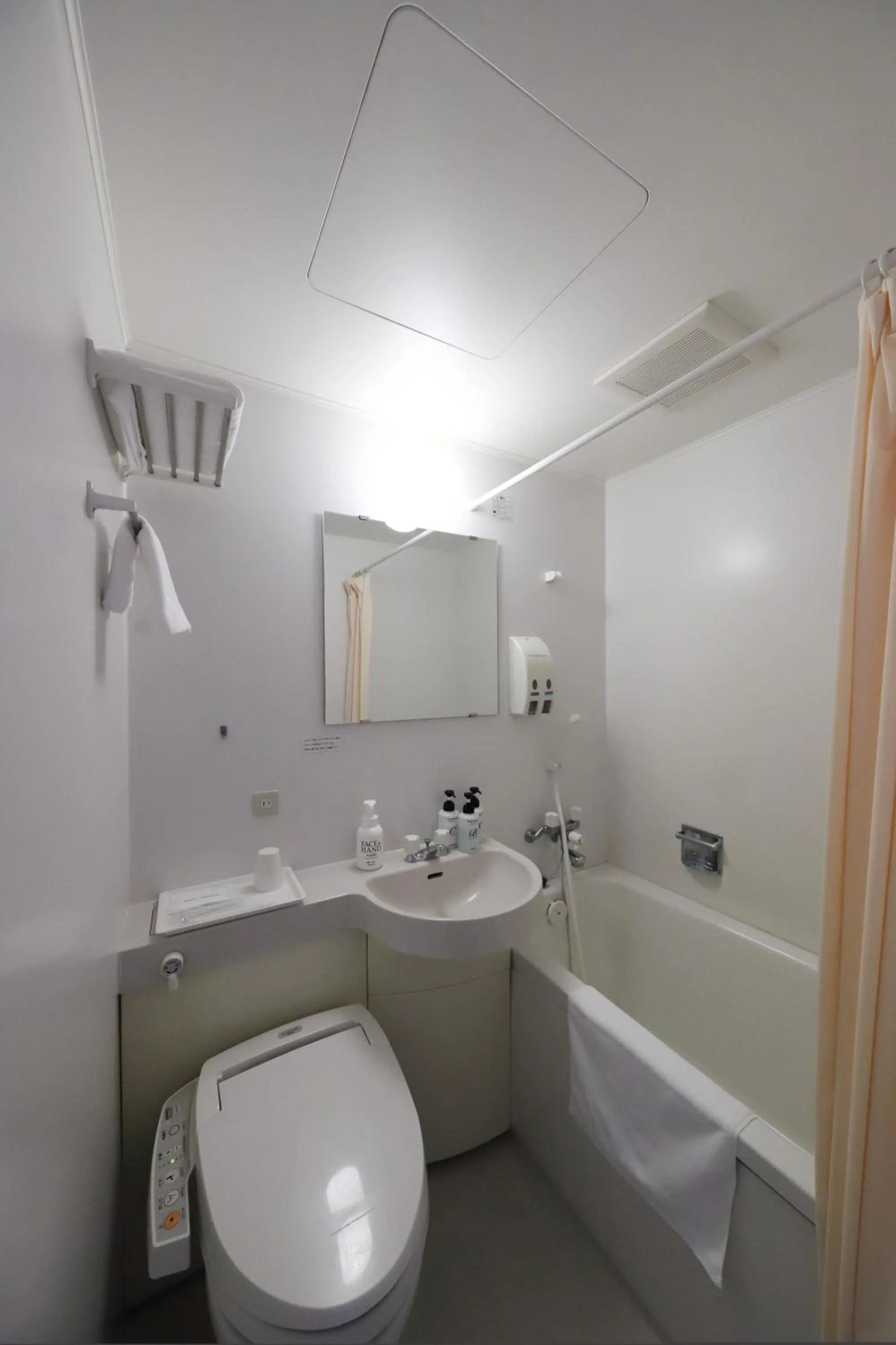 Smile Hotel Takaoka Ekimae