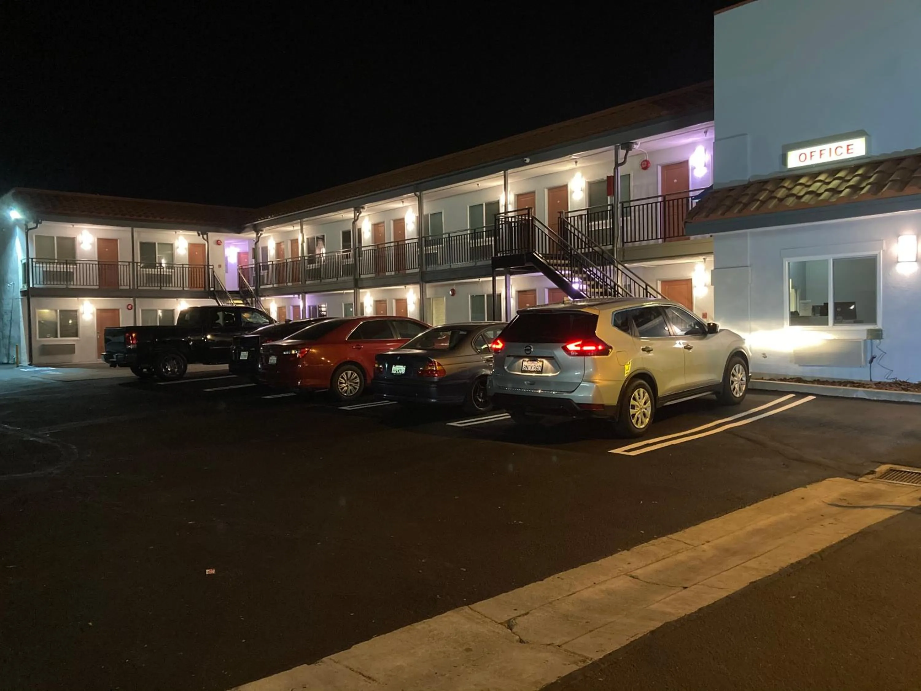 Property building in PASADENA LODGE