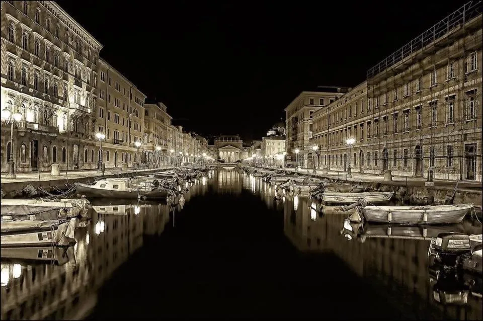 Location in Tergestroom & boutique apartments