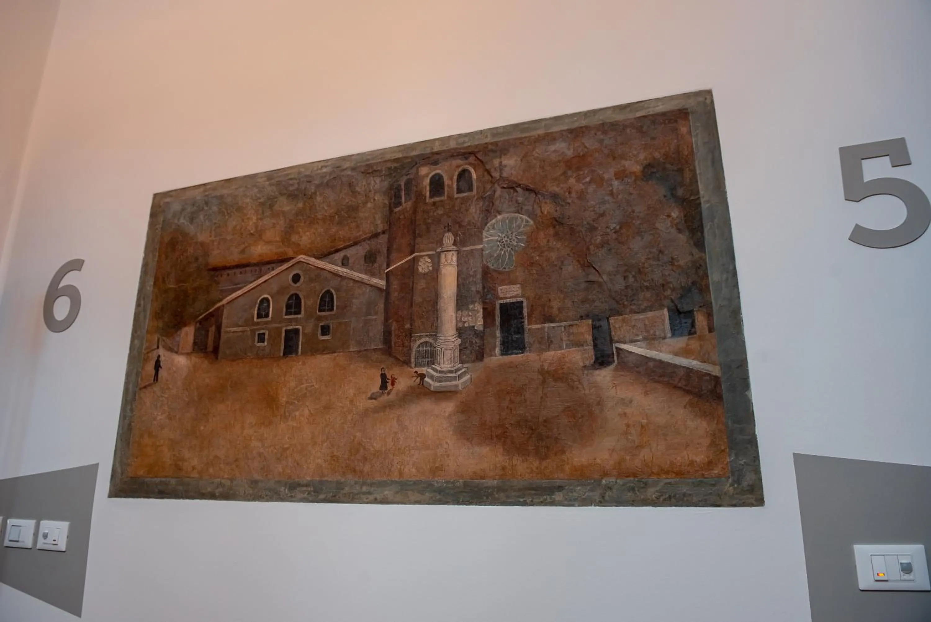 Decorative detail in Tergestroom & boutique apartments