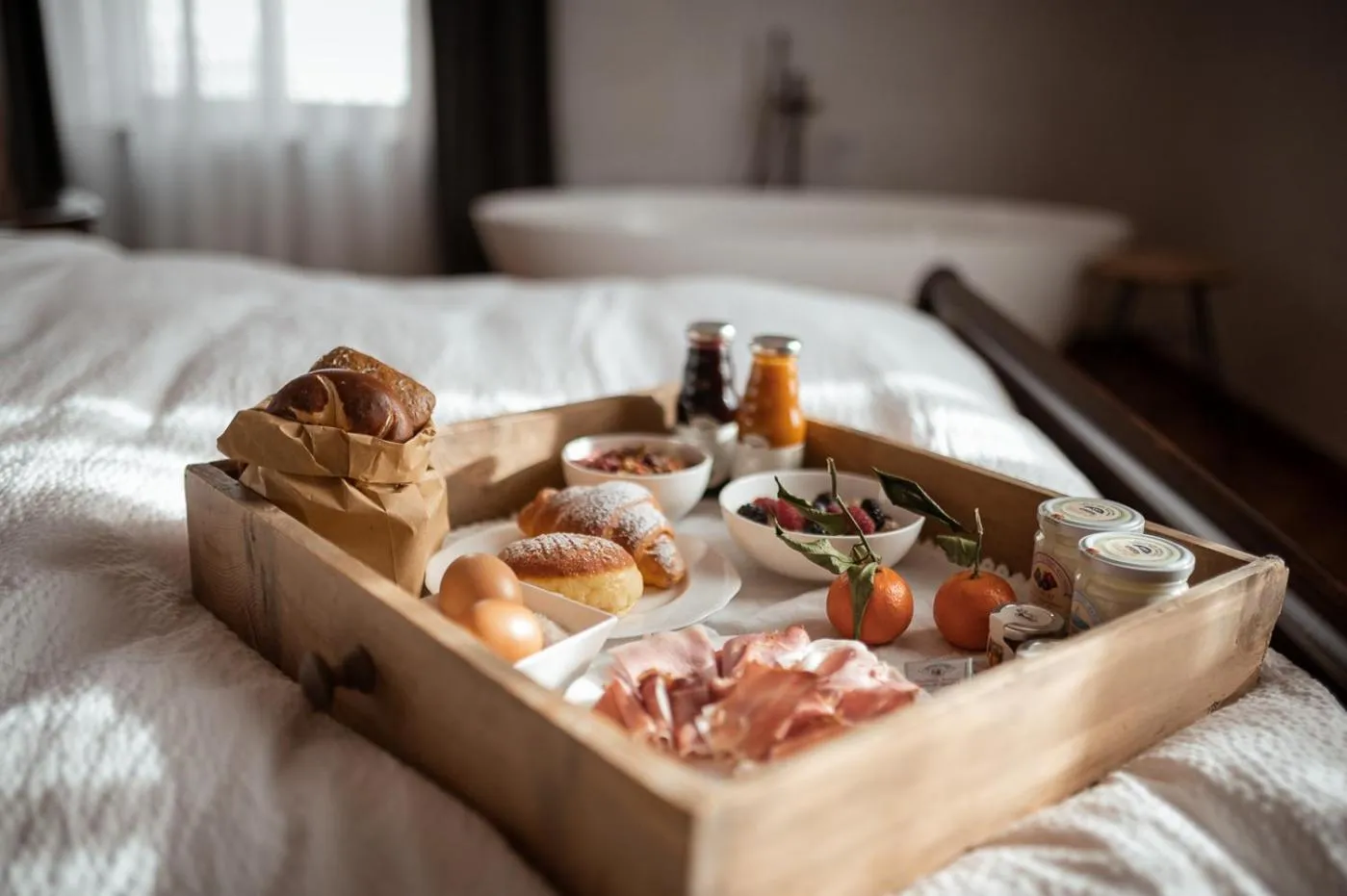 Breakfast, Bed in Castel Maurn Dolomites