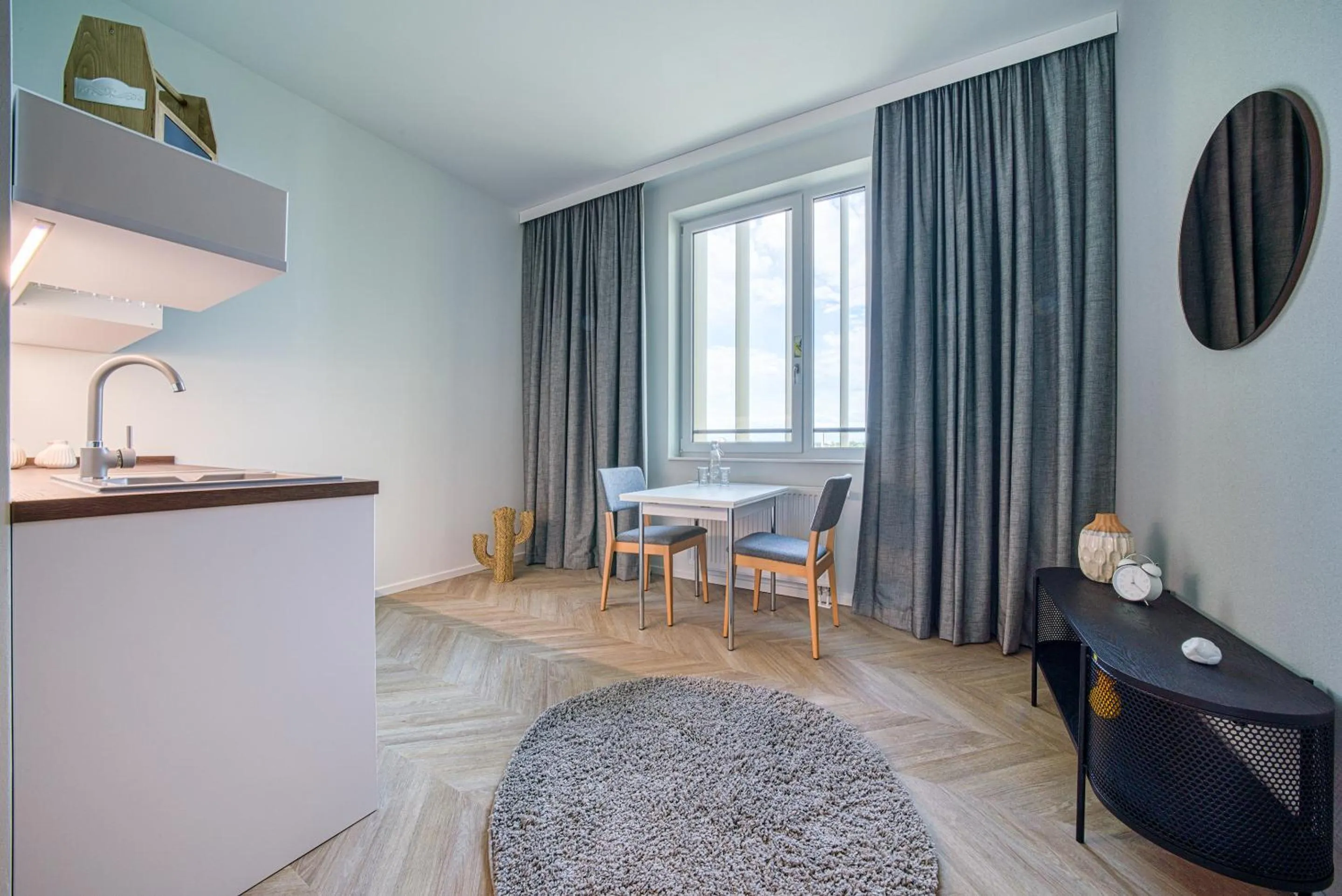 Photo of the whole room in NinetyNine Augsburg