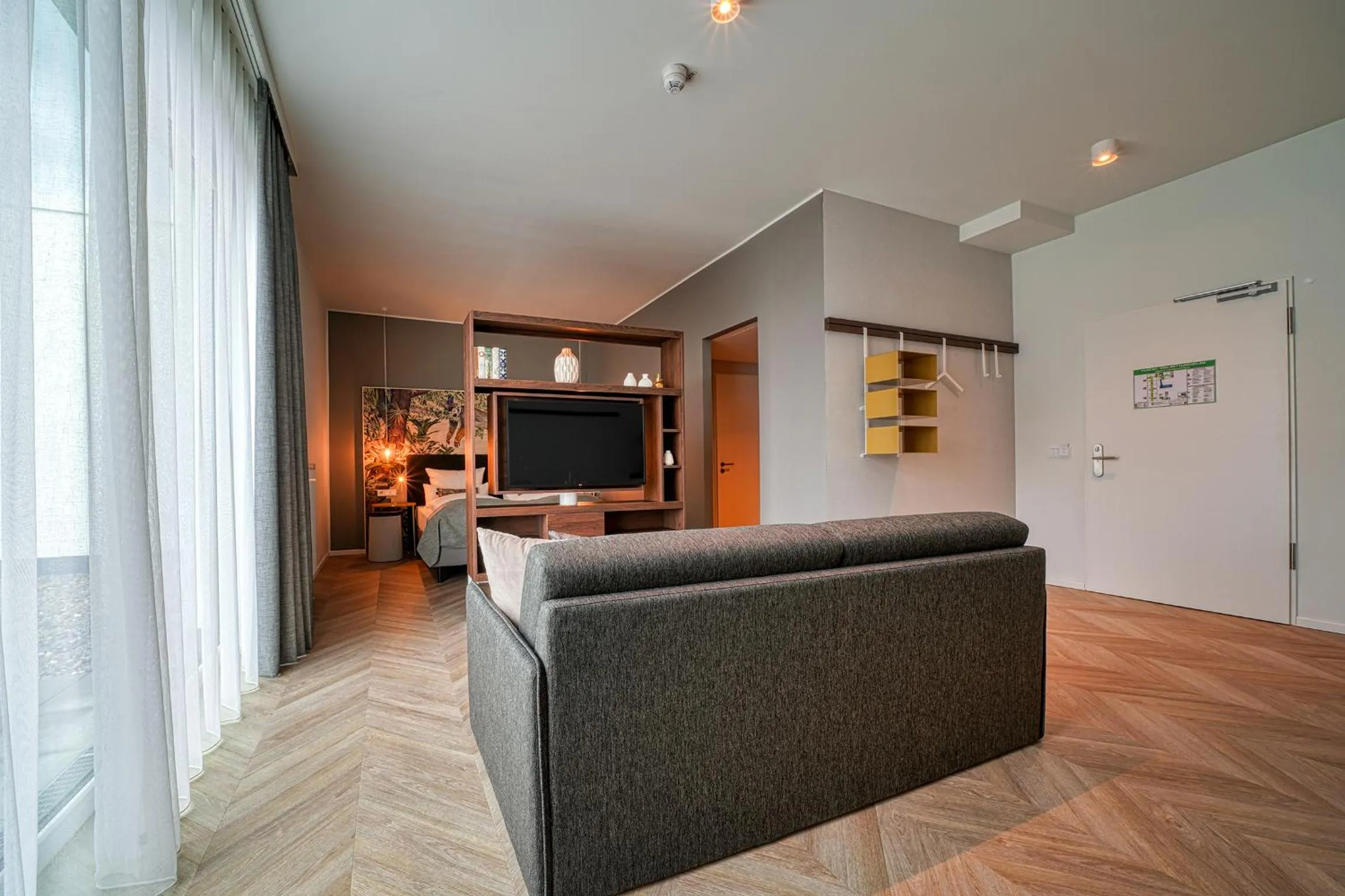 Photo of the whole room in NinetyNine Augsburg