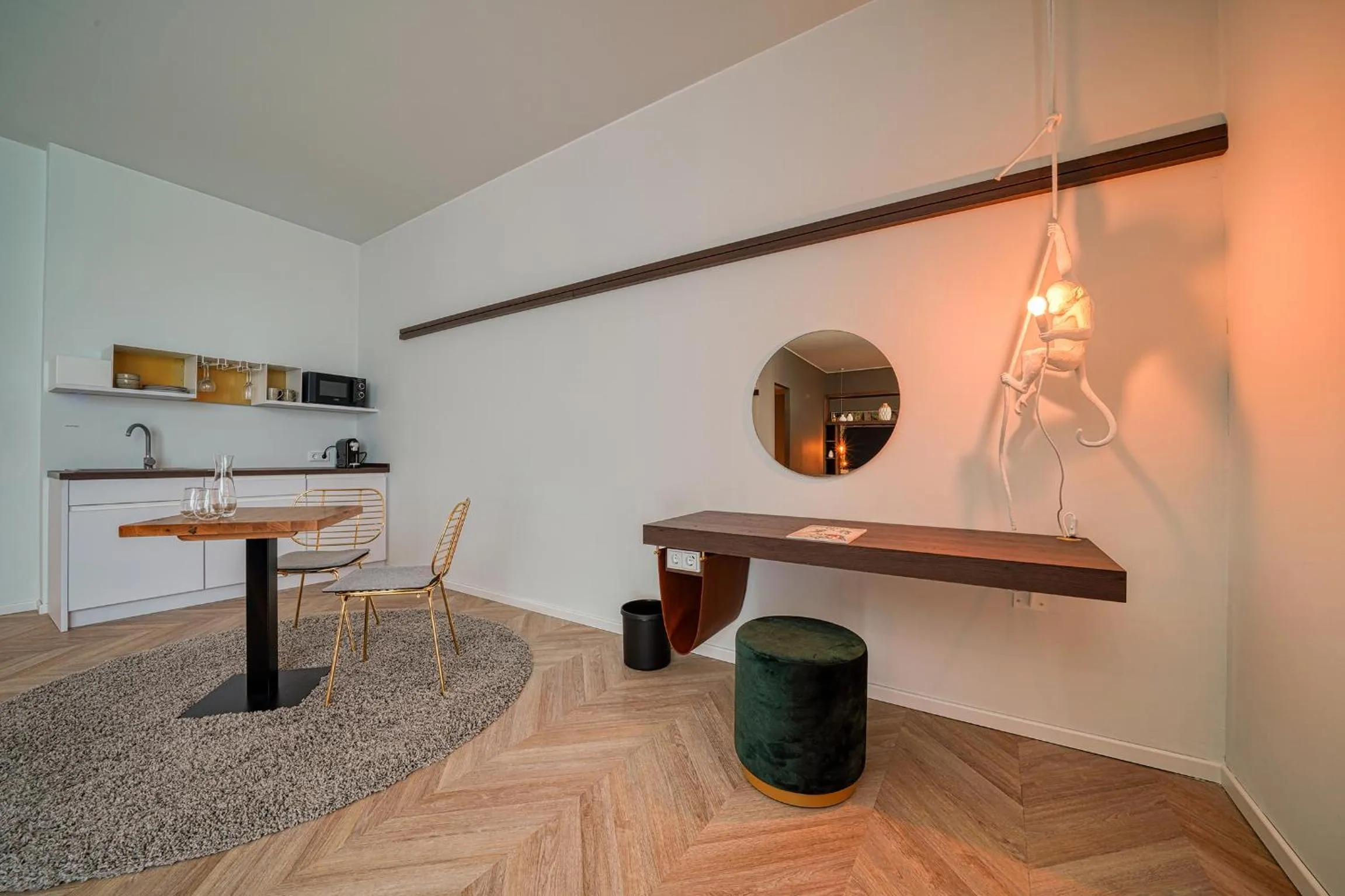 Photo of the whole room in NinetyNine Augsburg