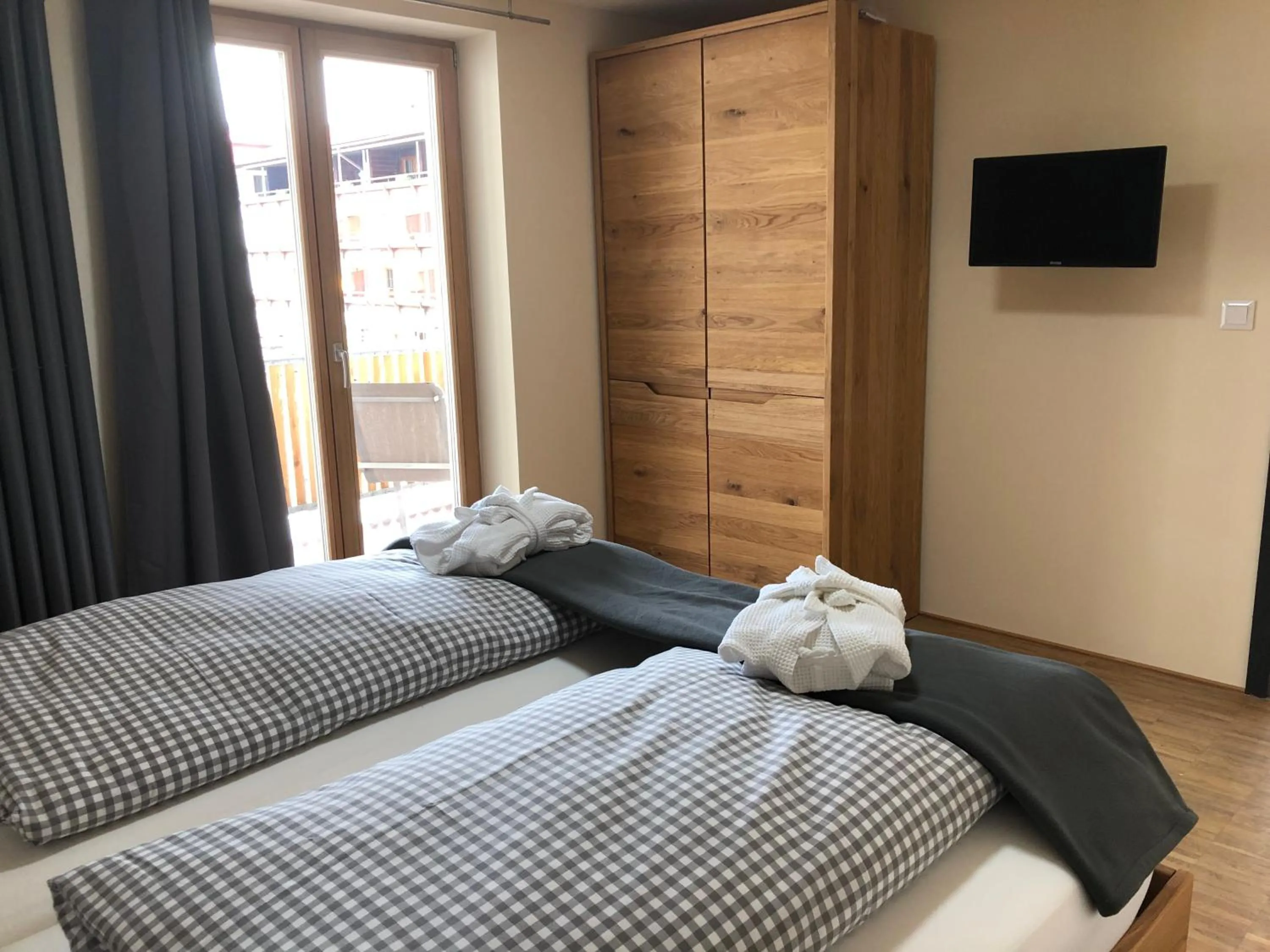 Bedroom, Bed in Apartmenthotel Oberstdorf