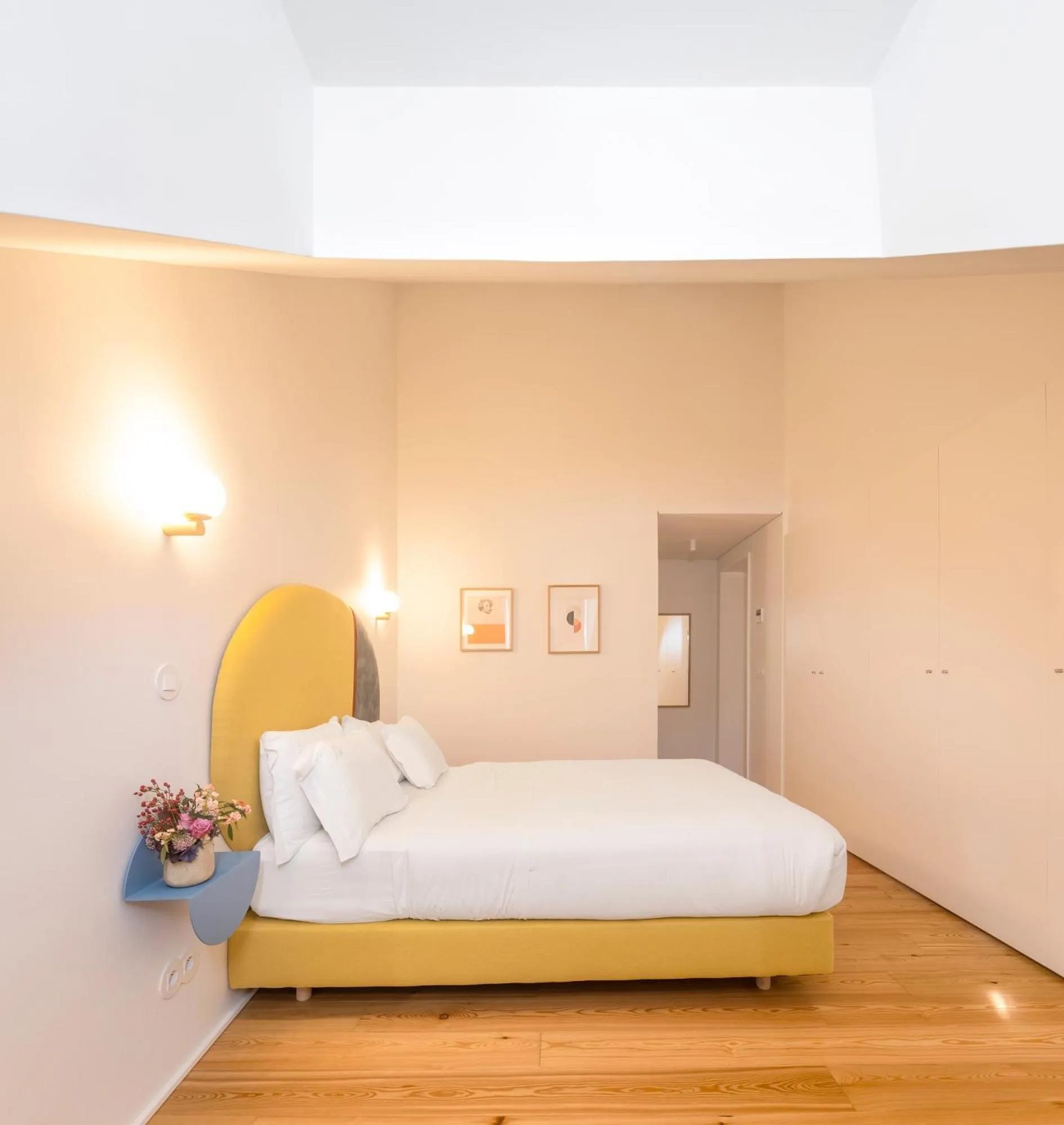 Bed in Lisbon Serviced Apartments - Estrela
