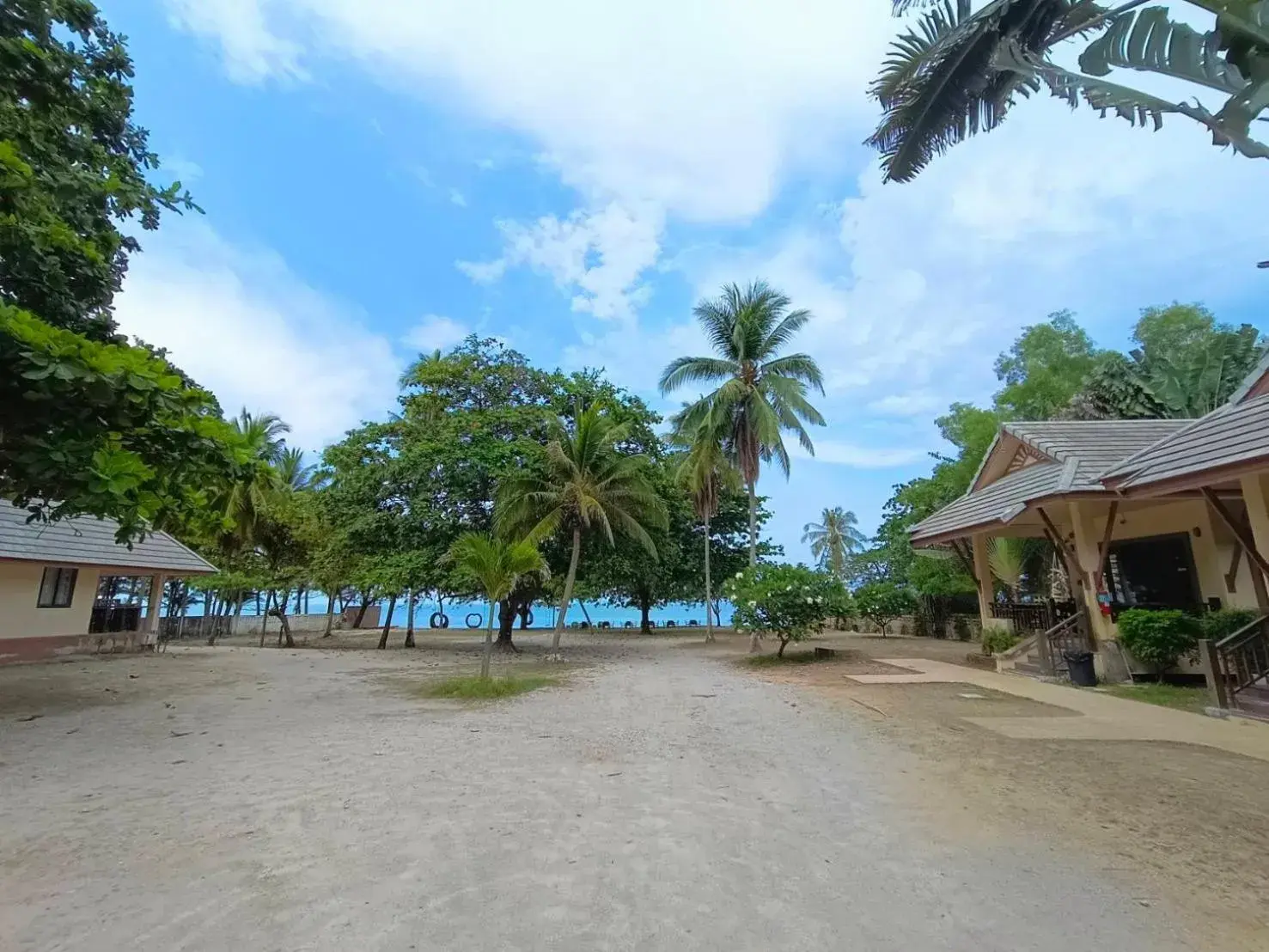 Suite with Garden View in Chaithalay Khanom Resort Suite with Garden View in Chaithalay Khanom Resort