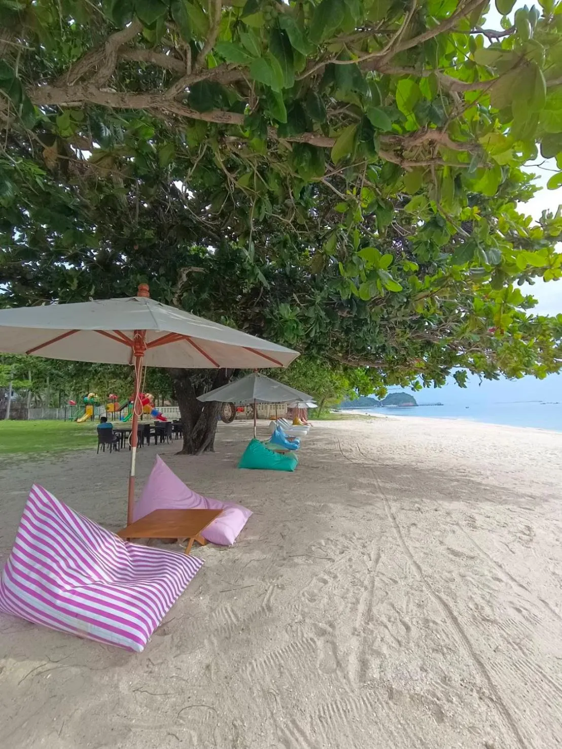 Chaithalay Khanom Resort