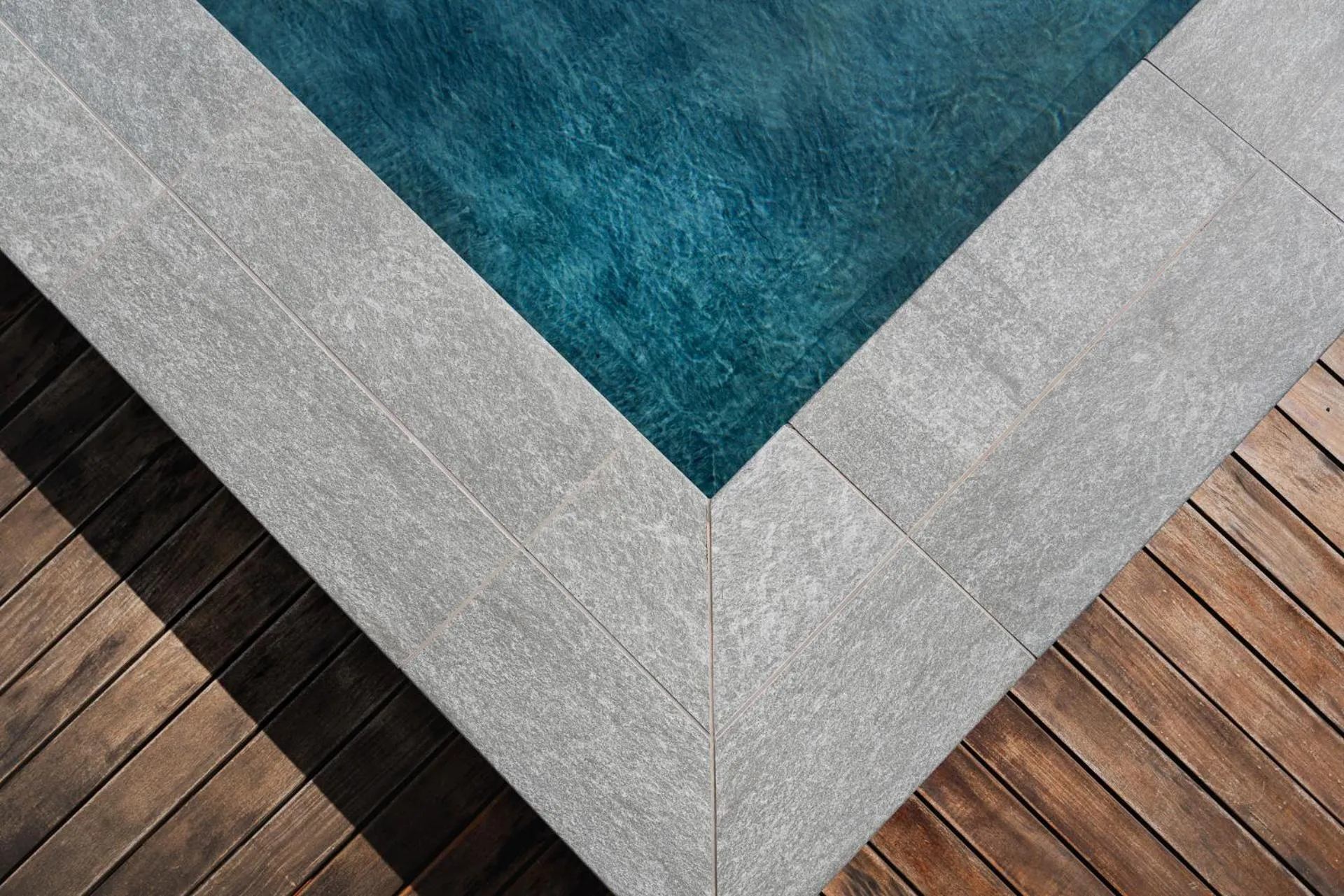 Swimming pool in Hotel Admiral Lugano