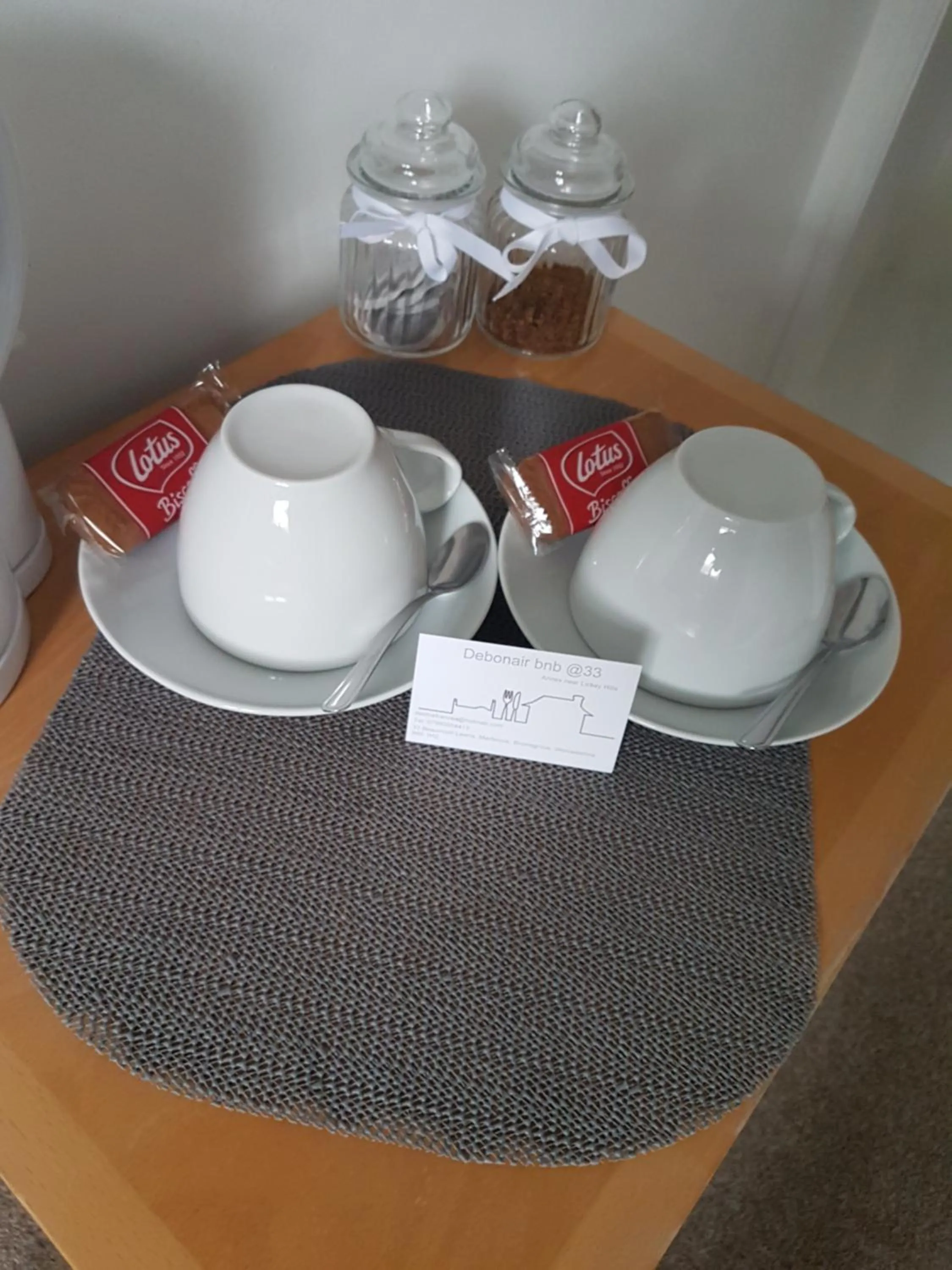 Coffee/tea facilities in Debonair bnb @33