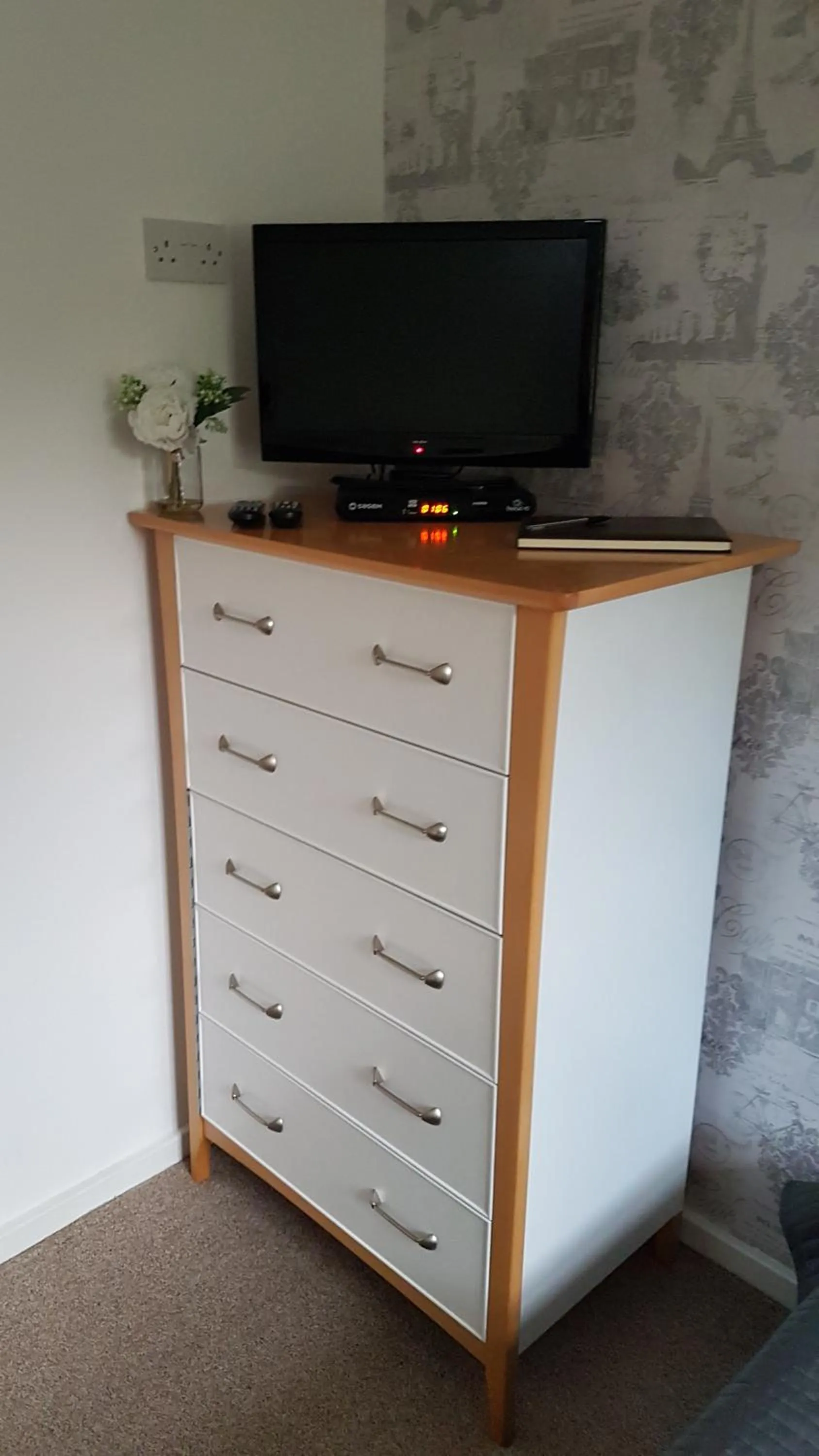 Property building in Debonair bnb @33