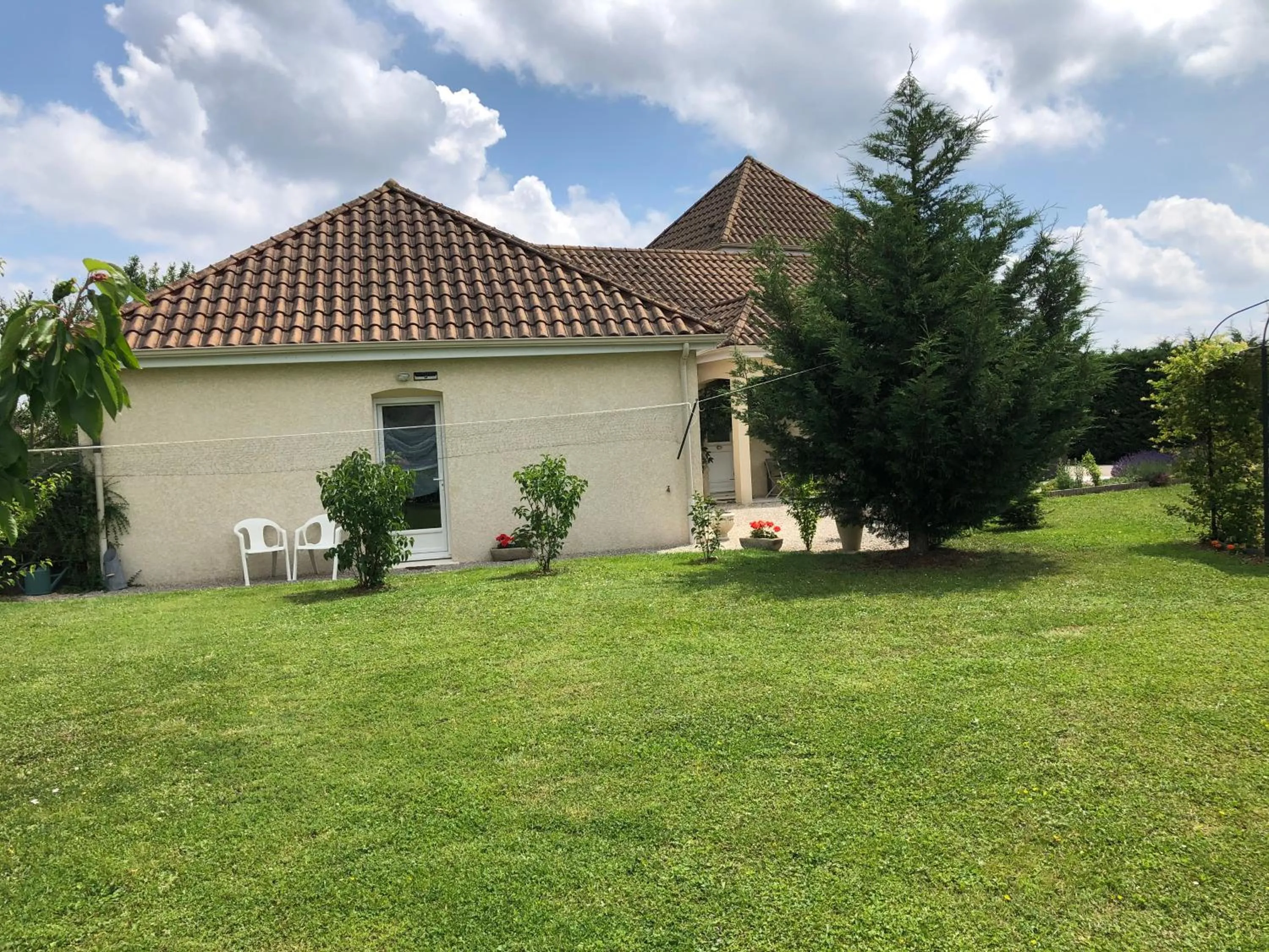 Garden view in NAT&LYS