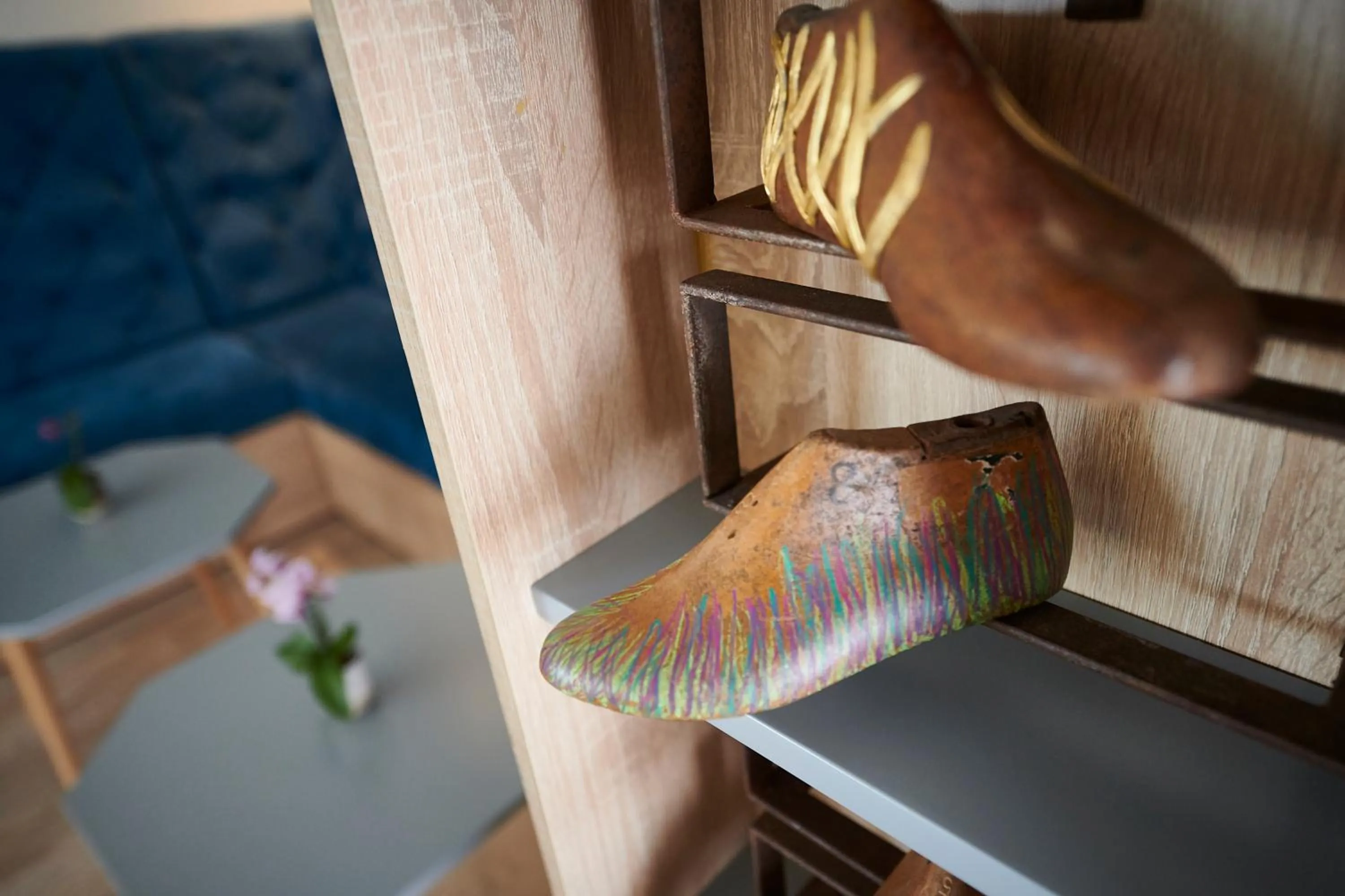 Decorative detail in BALEGRA City Hotel Basel Contactless Self Check-in