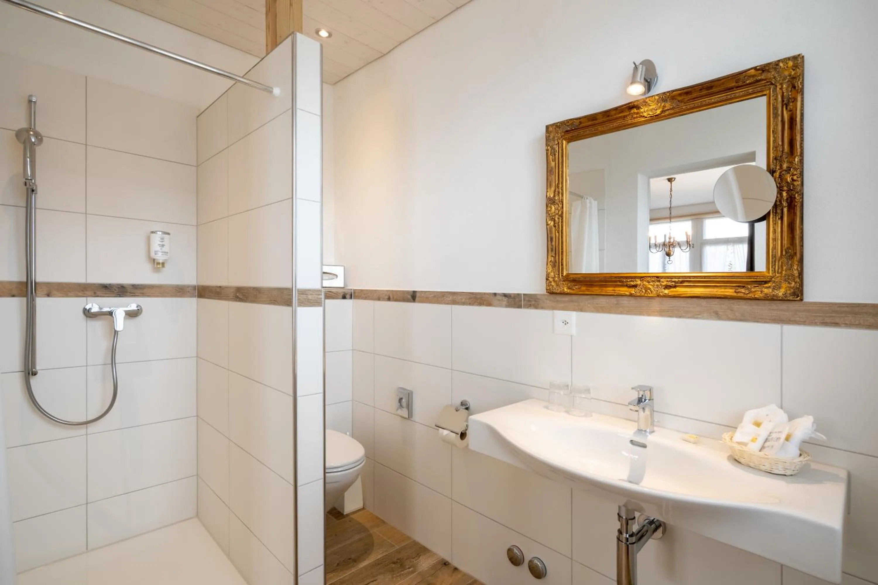 Property building in Carlton-Europe Vintage Adults Hotel