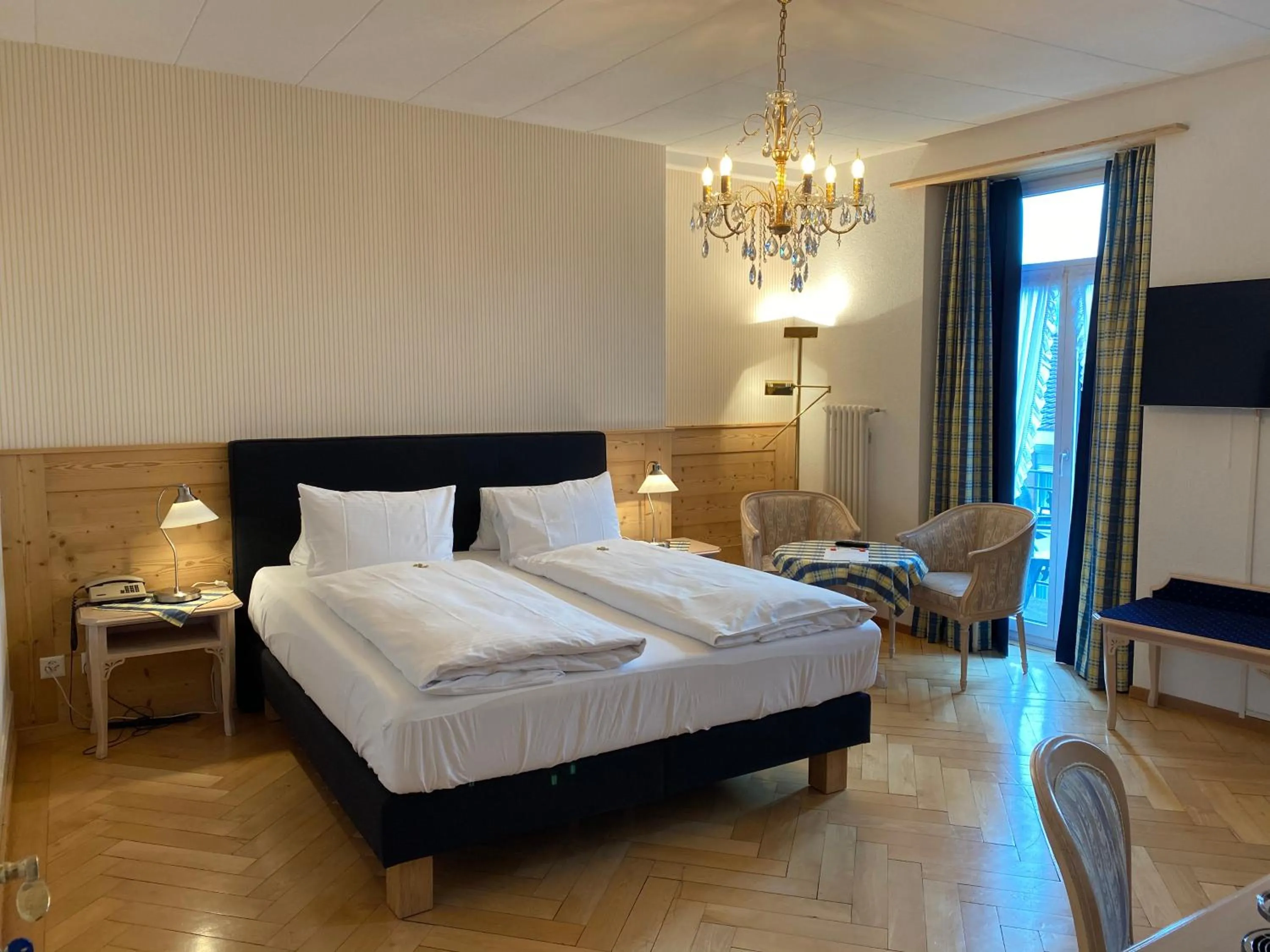 Bed in Carlton-Europe Vintage Adults Hotel