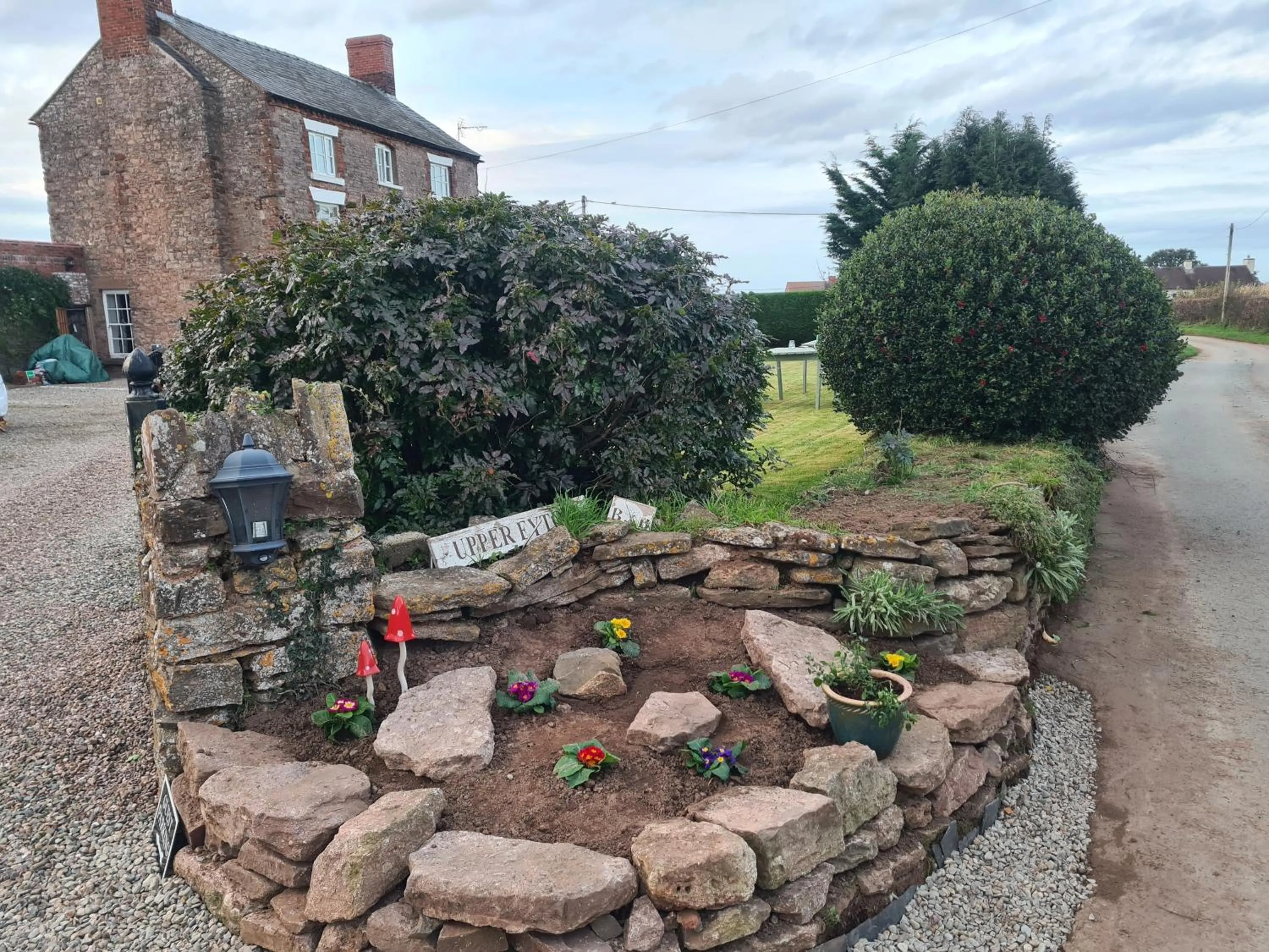 Facade/entrance in Upper Eyton Farmhouse B&B