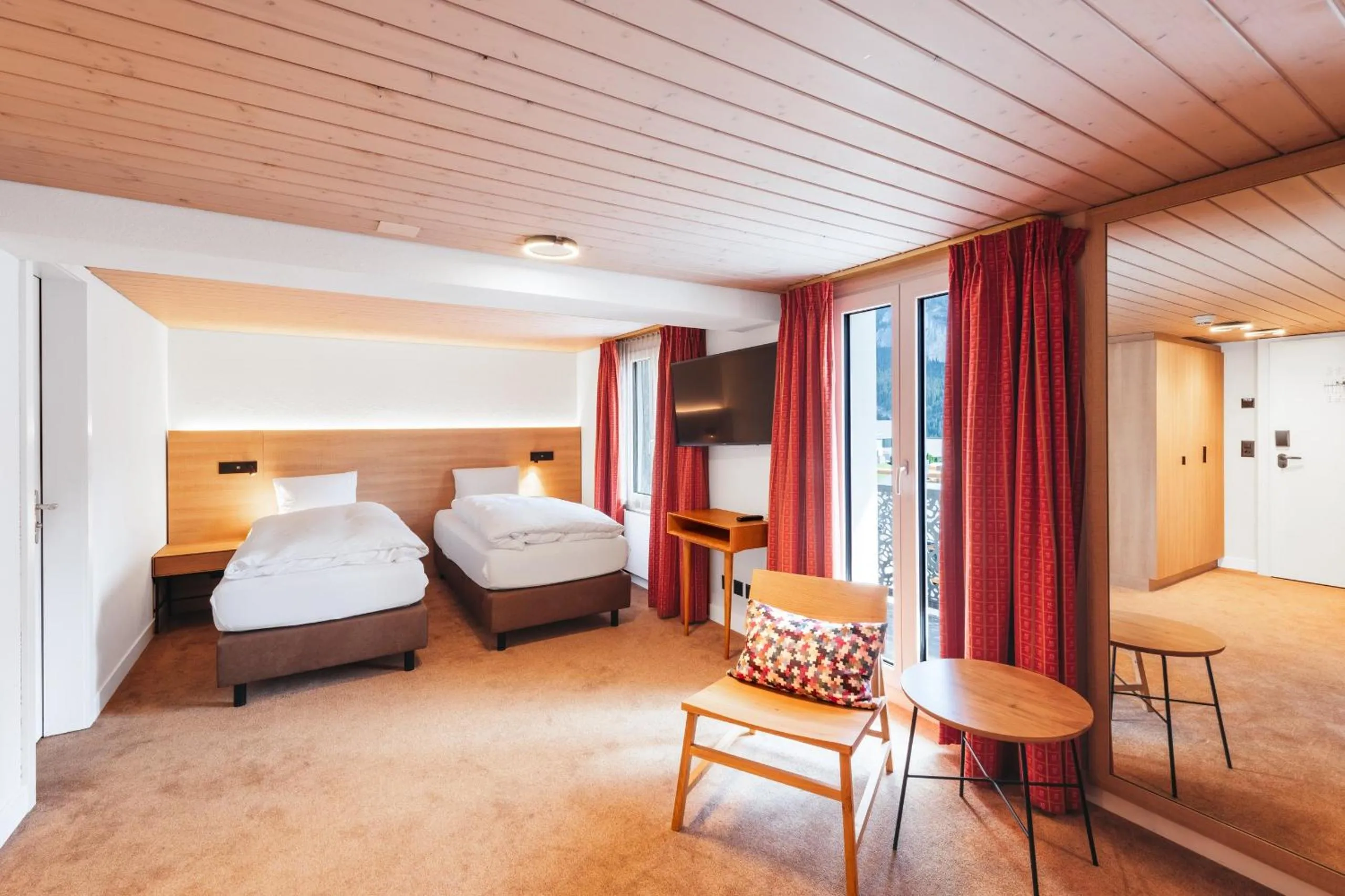 Bed in Hotel Kreuz & Post Grindelwald