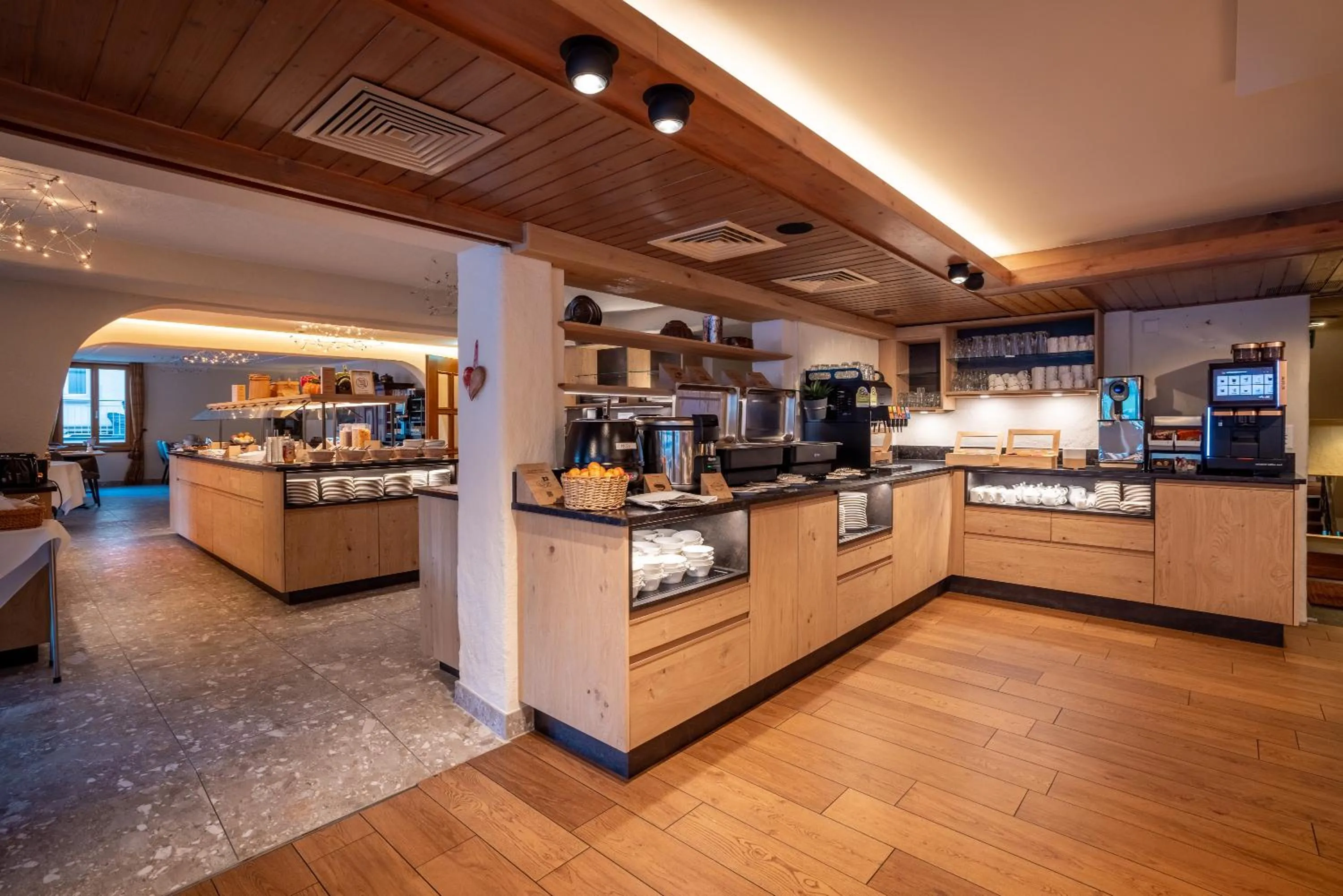 Restaurant/places to eat in Hotel Kreuz & Post Grindelwald