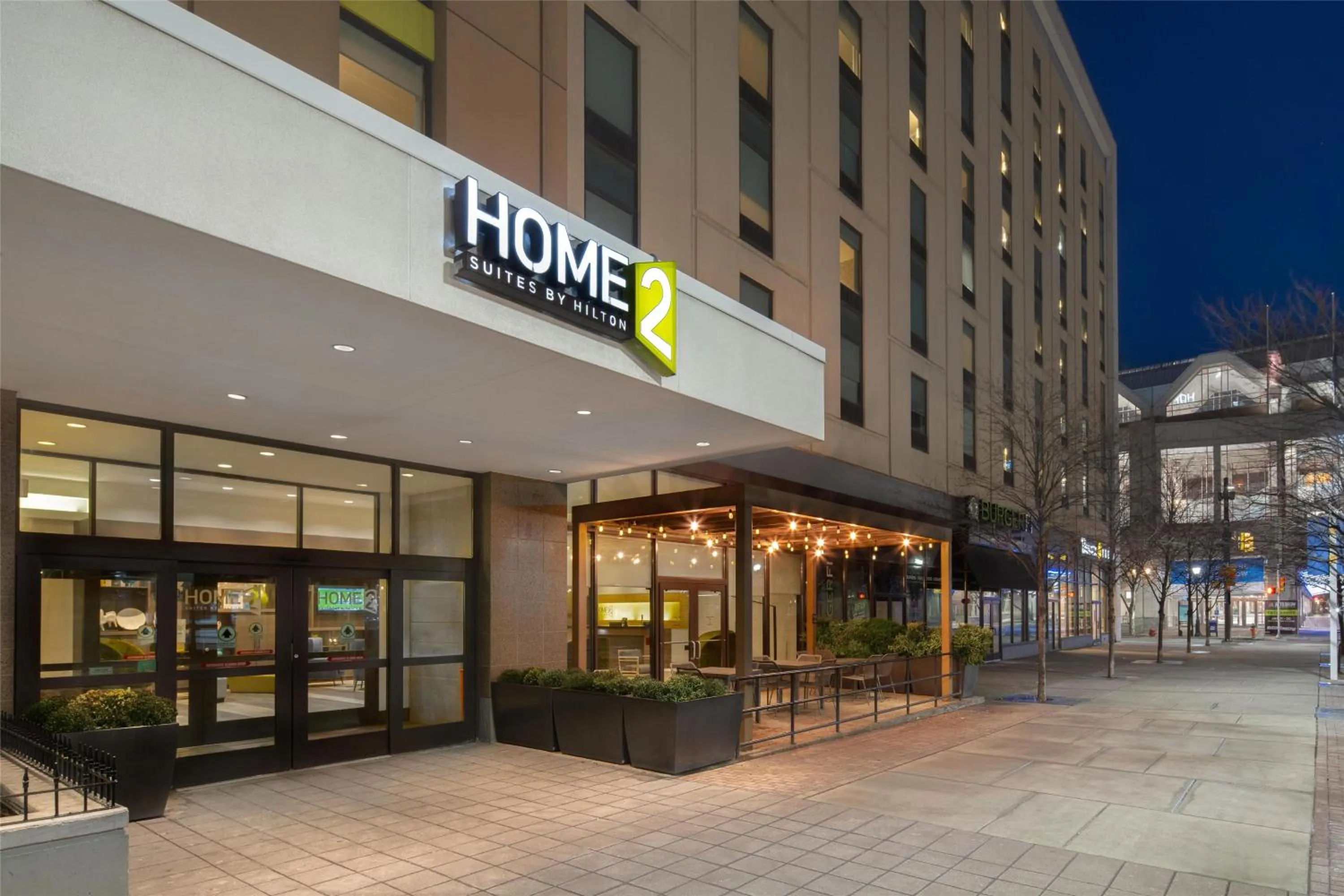 Property building in Home2 Suites by Hilton Philadelphia Convention Center