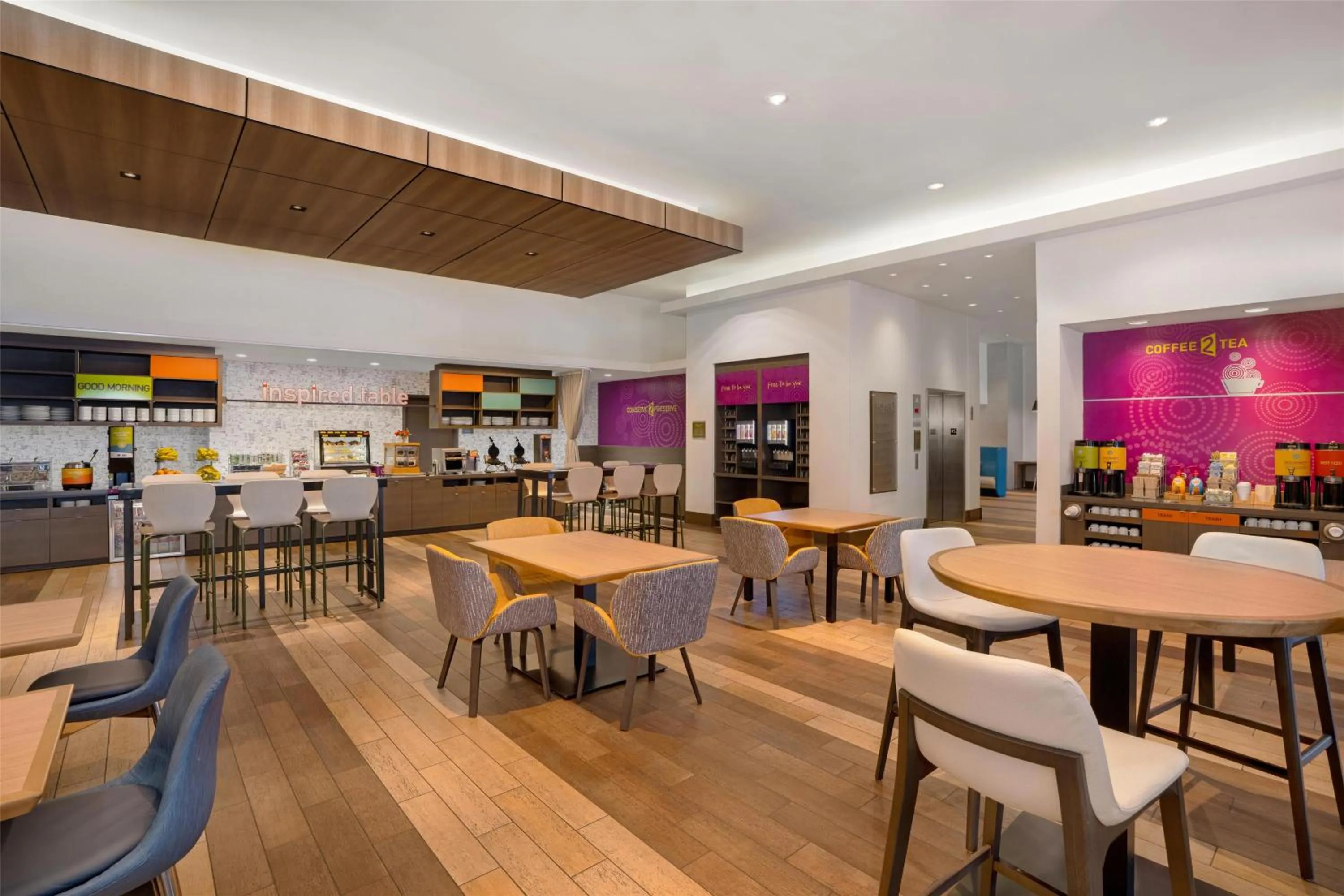 Lobby or reception in Home2 Suites by Hilton Philadelphia Convention Center