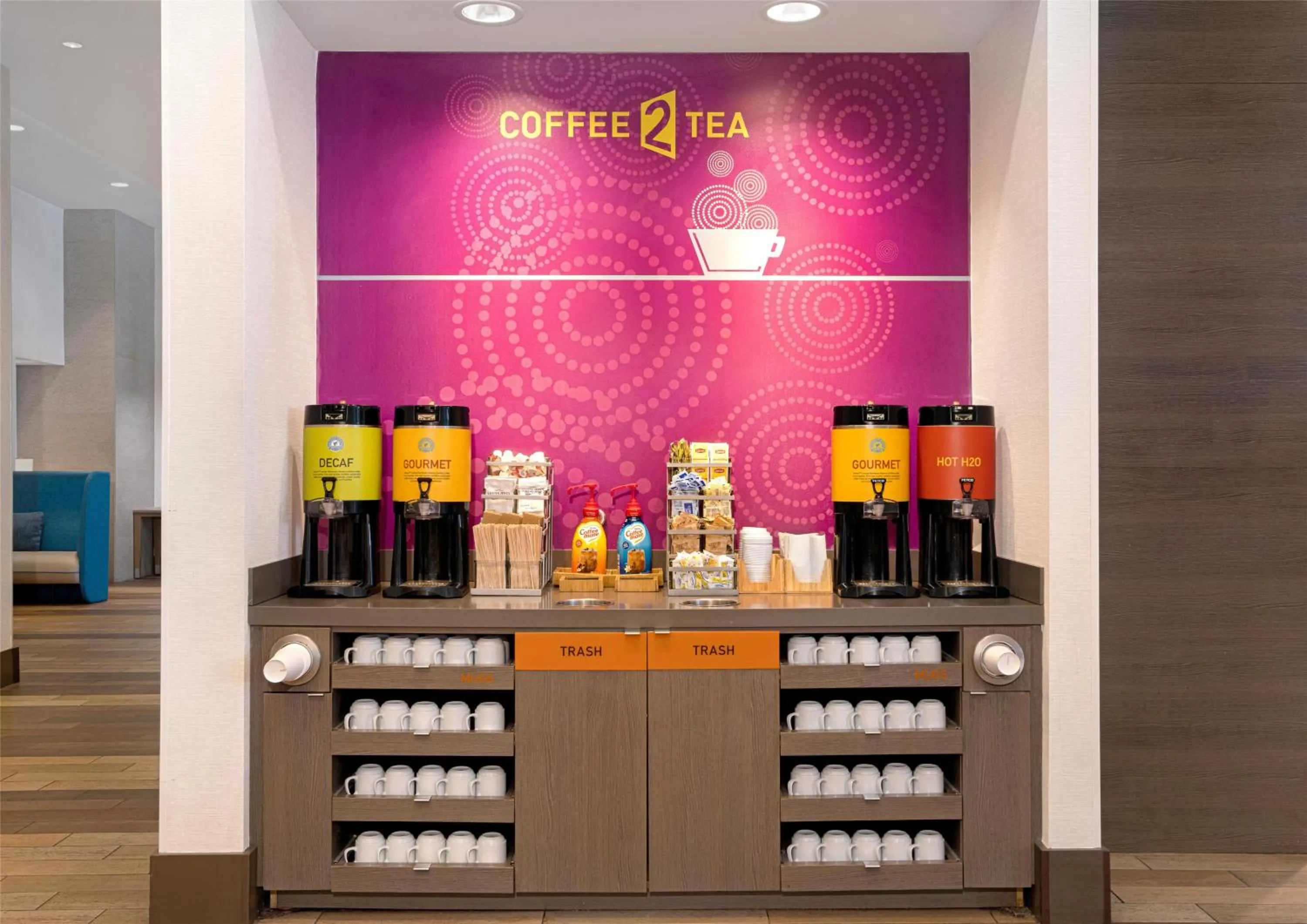 Dining area in Home2 Suites by Hilton Philadelphia Convention Center